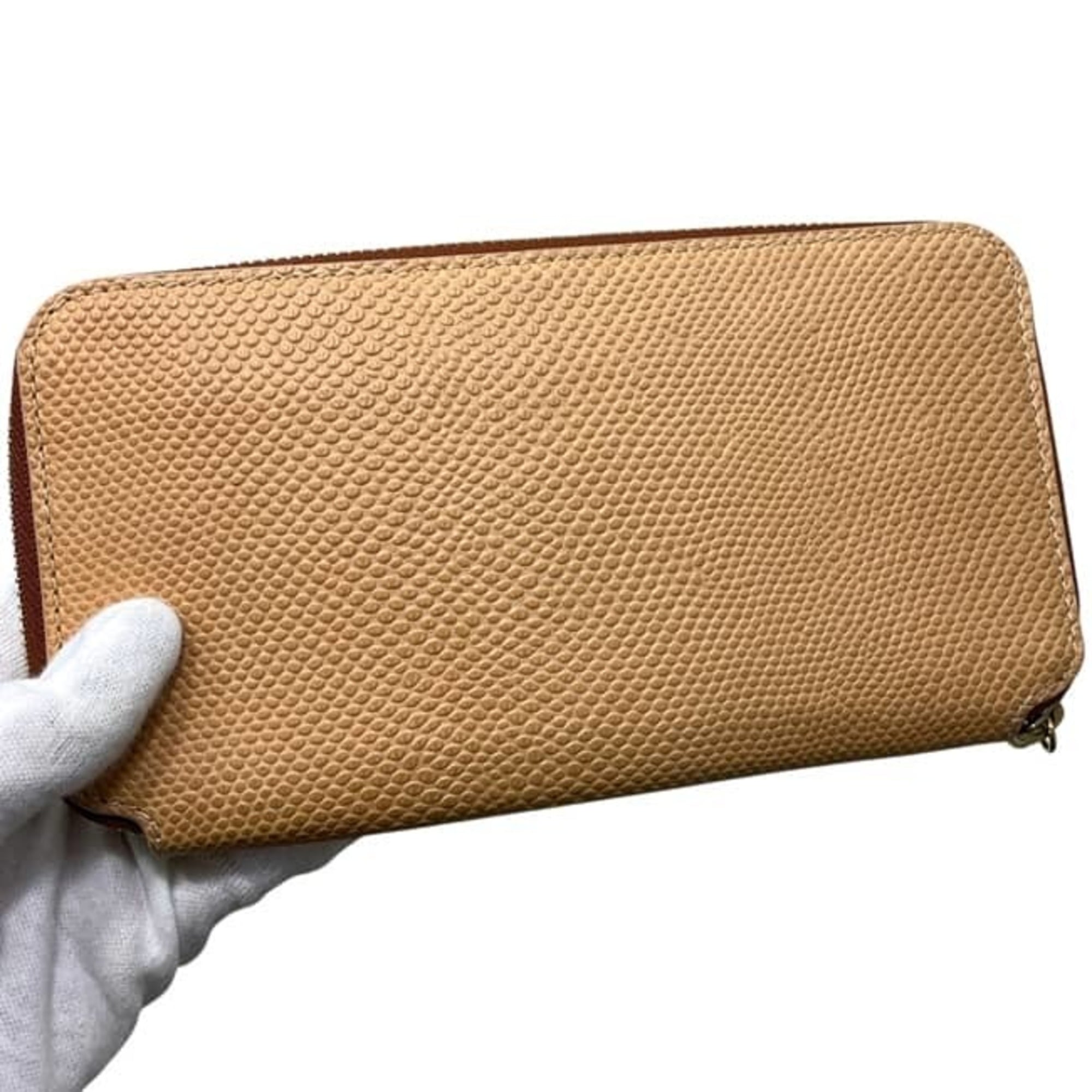 Chloé Beige Leather Long Wallet (Bi-Fold) (Pre-Owned)