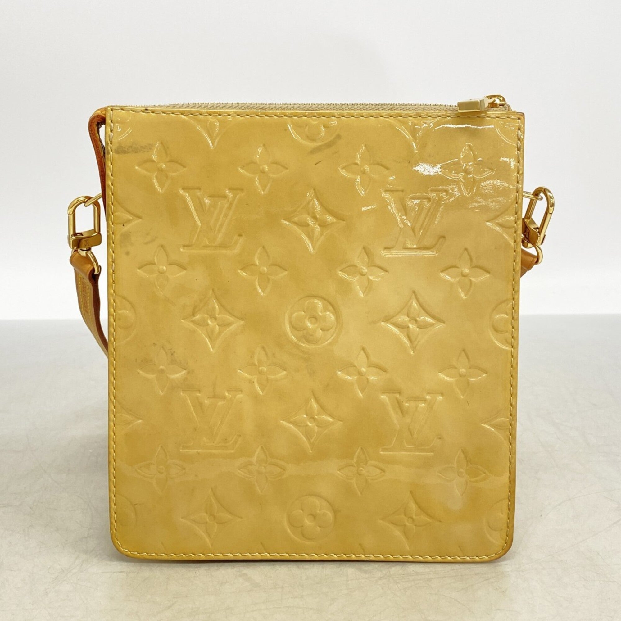 Louis Vuitton Beige Shoulder Bag (Pre-Owned)