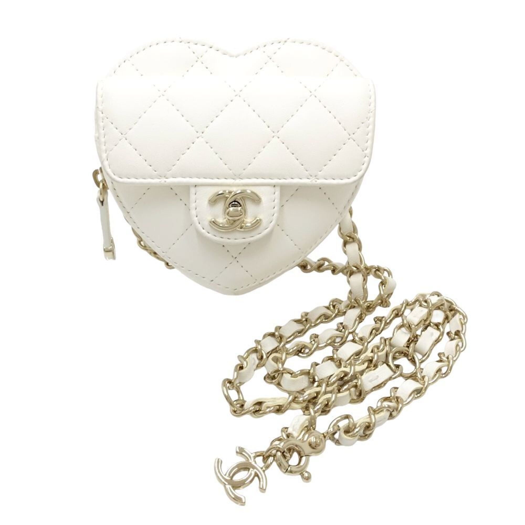 Chanel White Leather Fanny Pack Sling Bag (Pre-Owned)