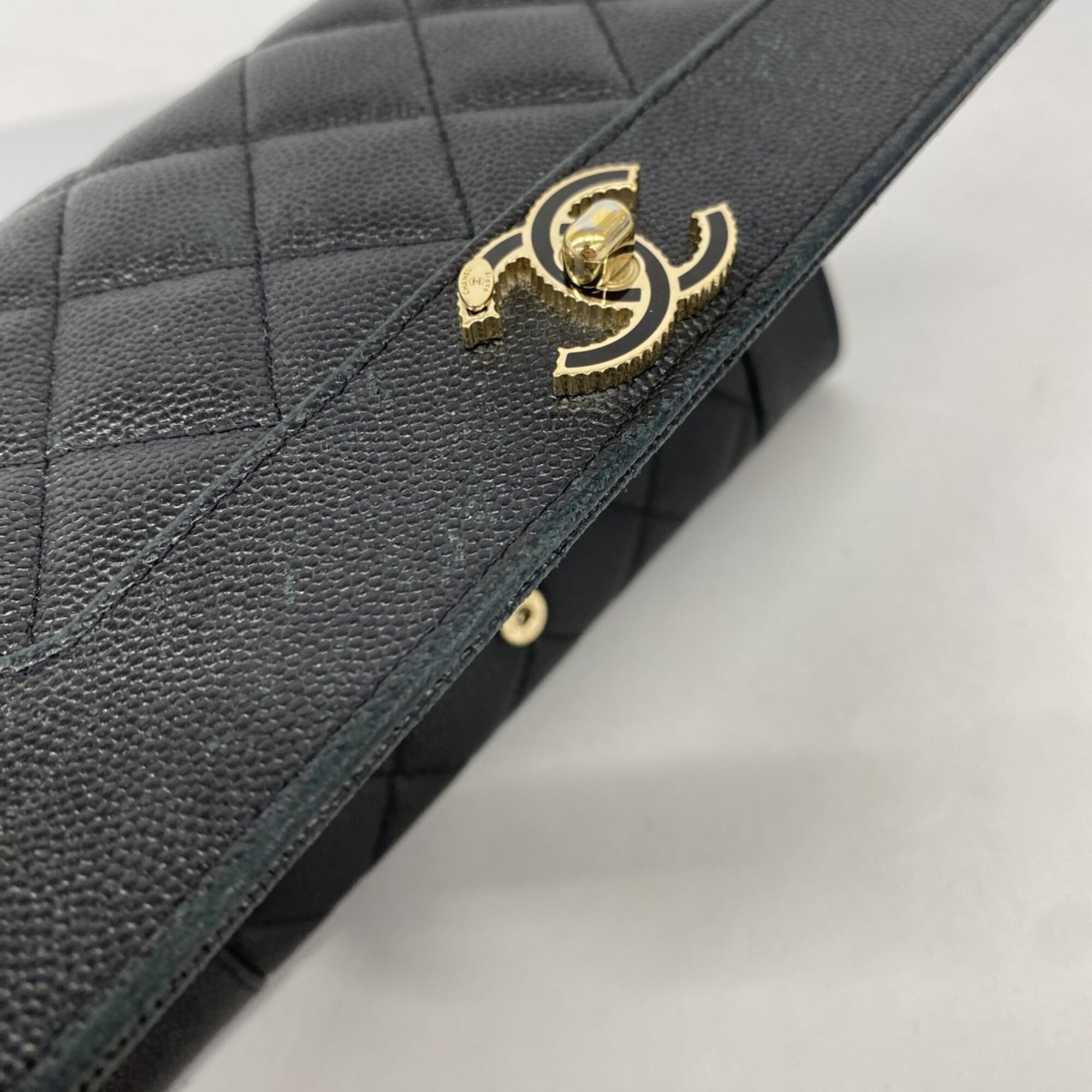 Chanel Black Grained Calfskin Long Wallet (Bi-Fold) (Pre-Owned)