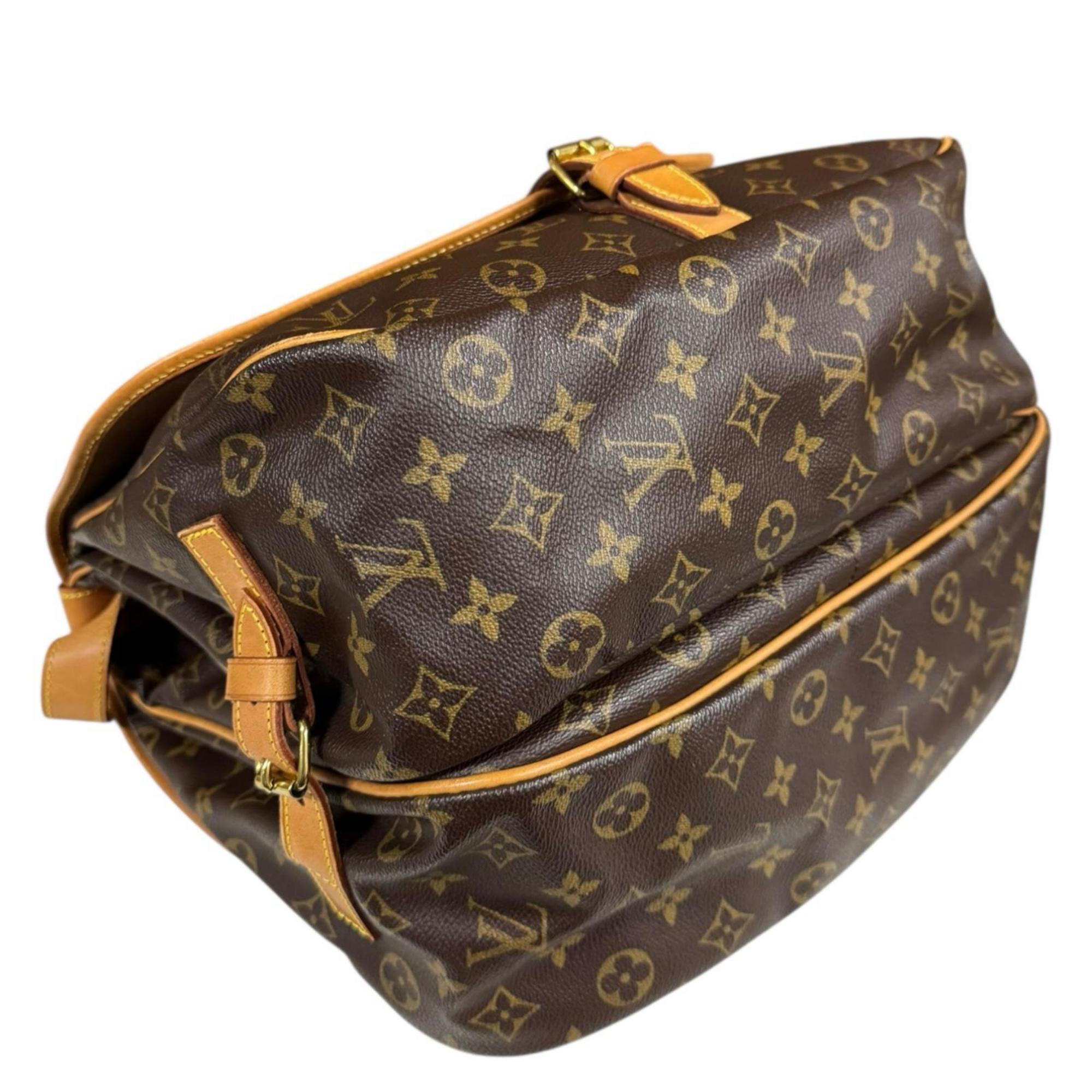 Louis Vuitton Brown Monogram Shoulder Bag (Pre-Owned)