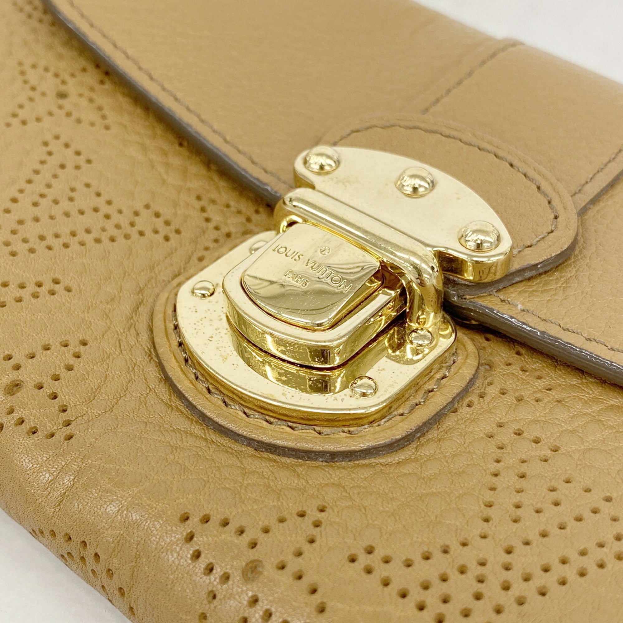 Louis Vuitton Caramel Long Wallet (Bi-Fold) (Pre-Owned)