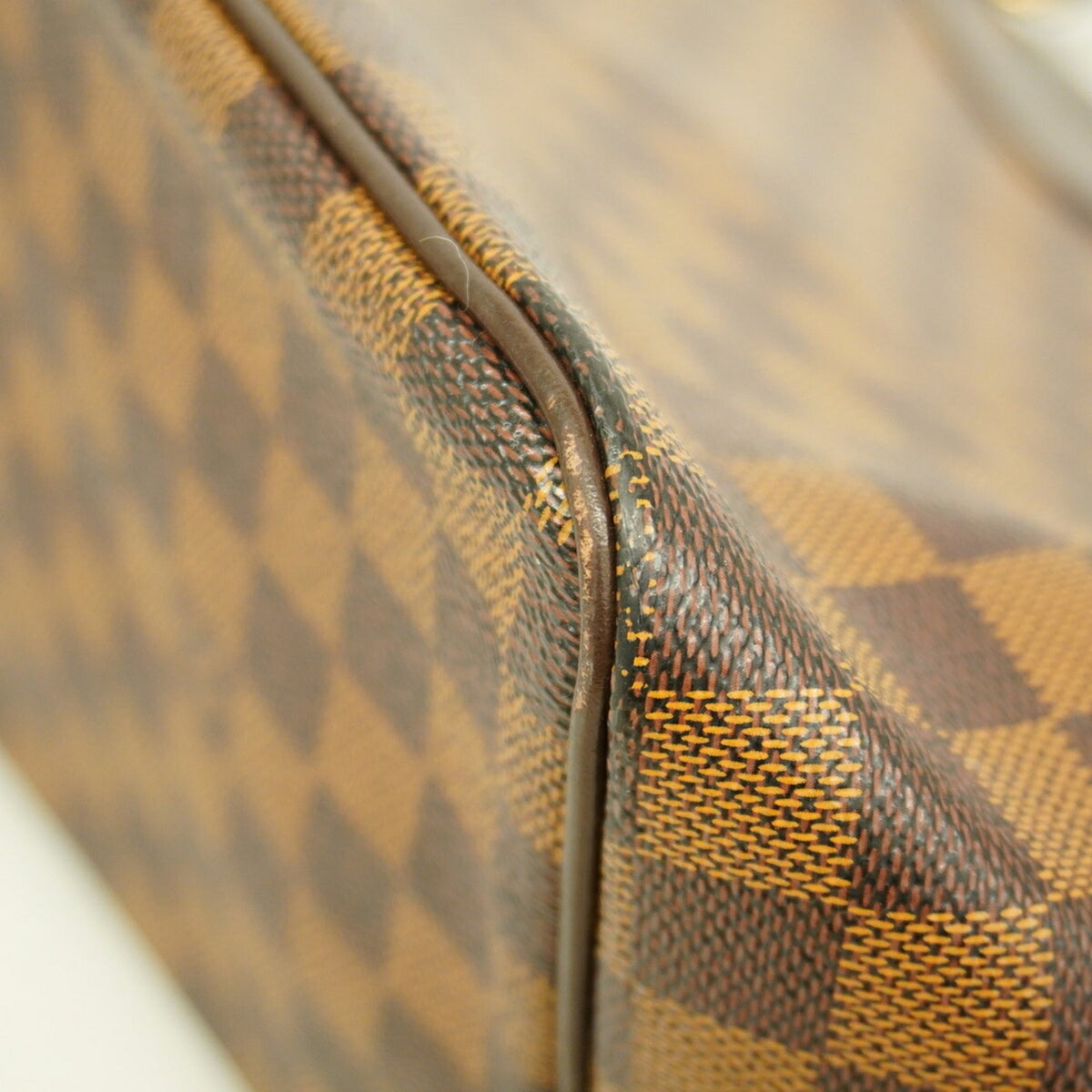 Louis Vuitton Ebene Handbag (Pre-Owned)