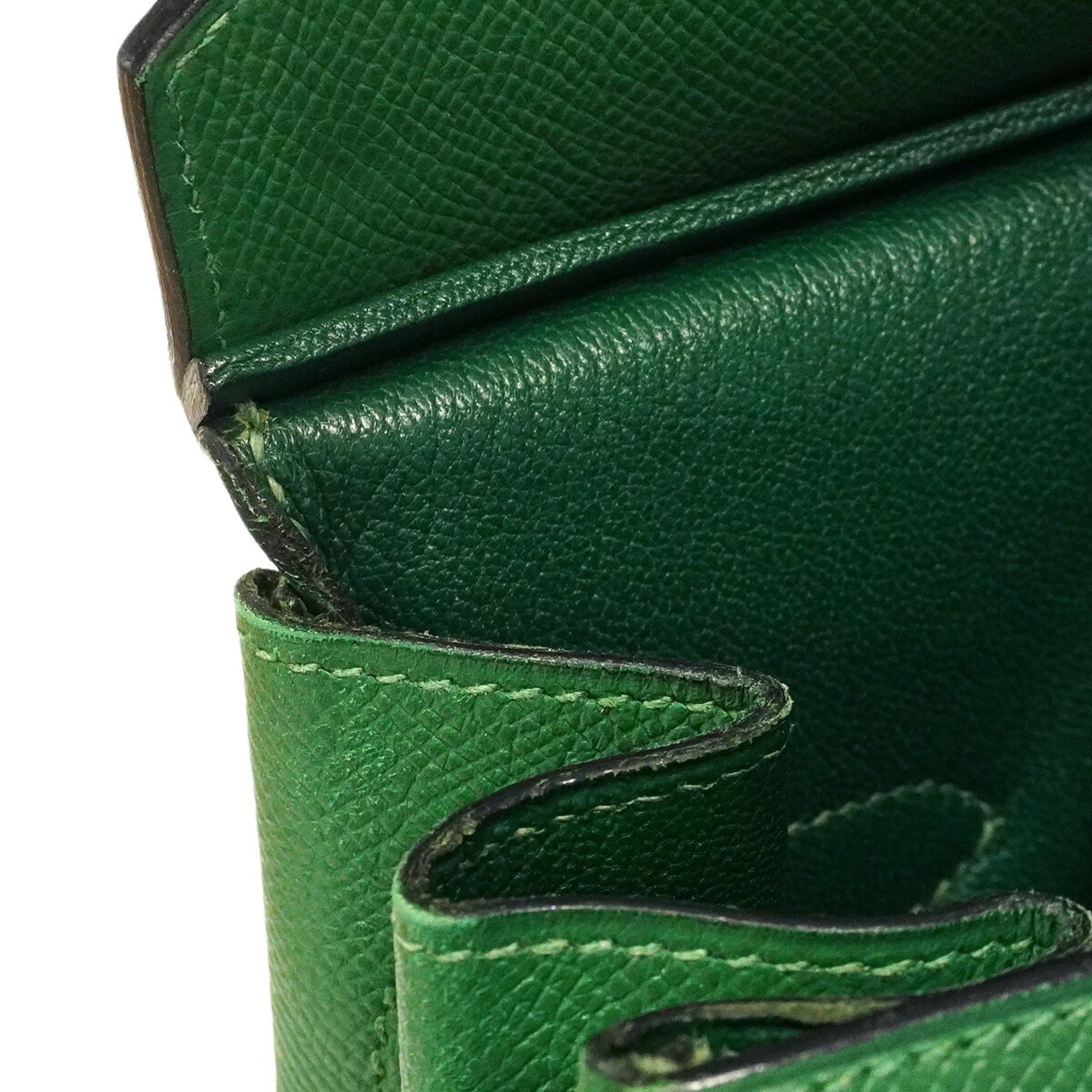 Hermes Green Courchevel Leather Handbag (Pre-Owned)