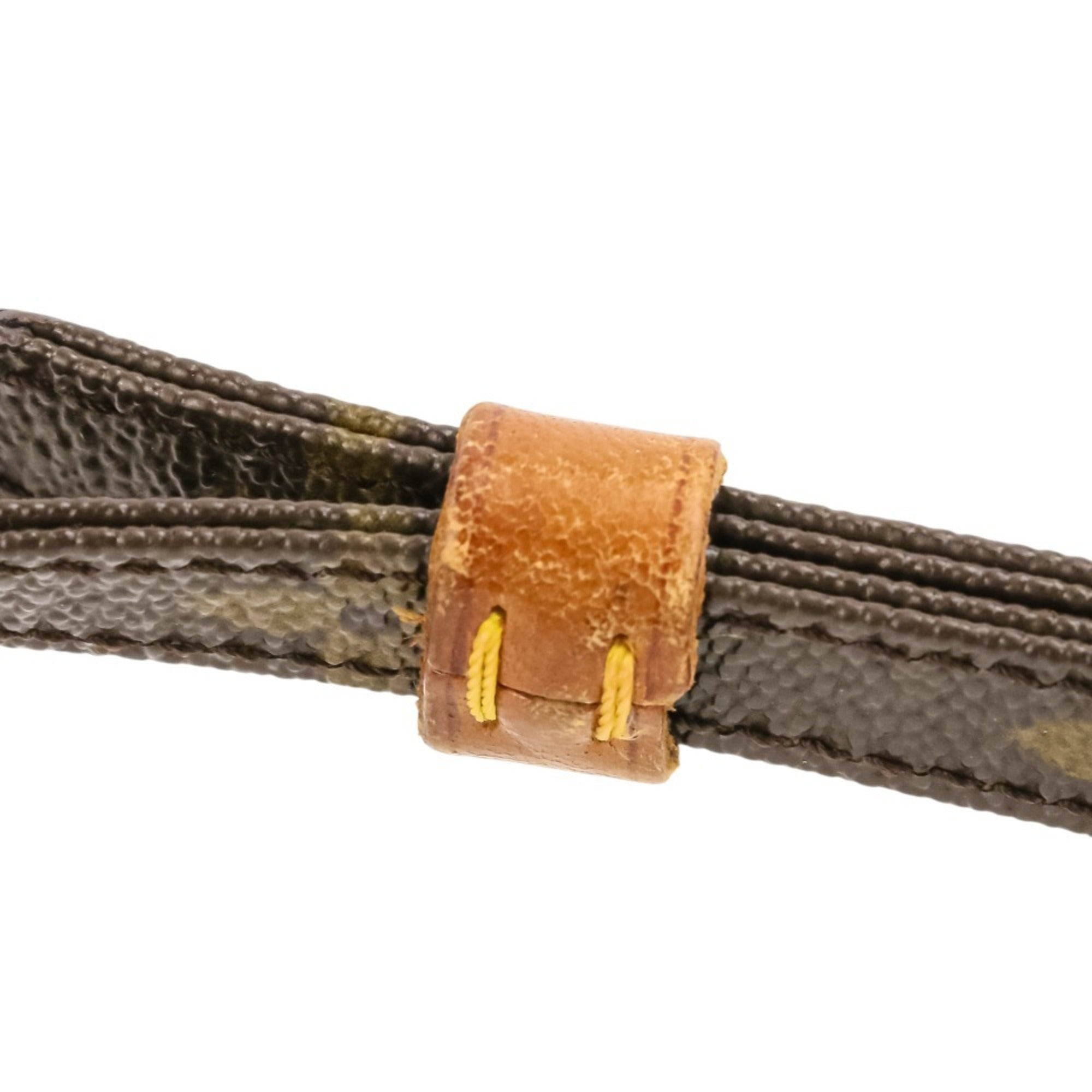 Louis Vuitton Brown Shoulder Bag (Pre-Owned)
