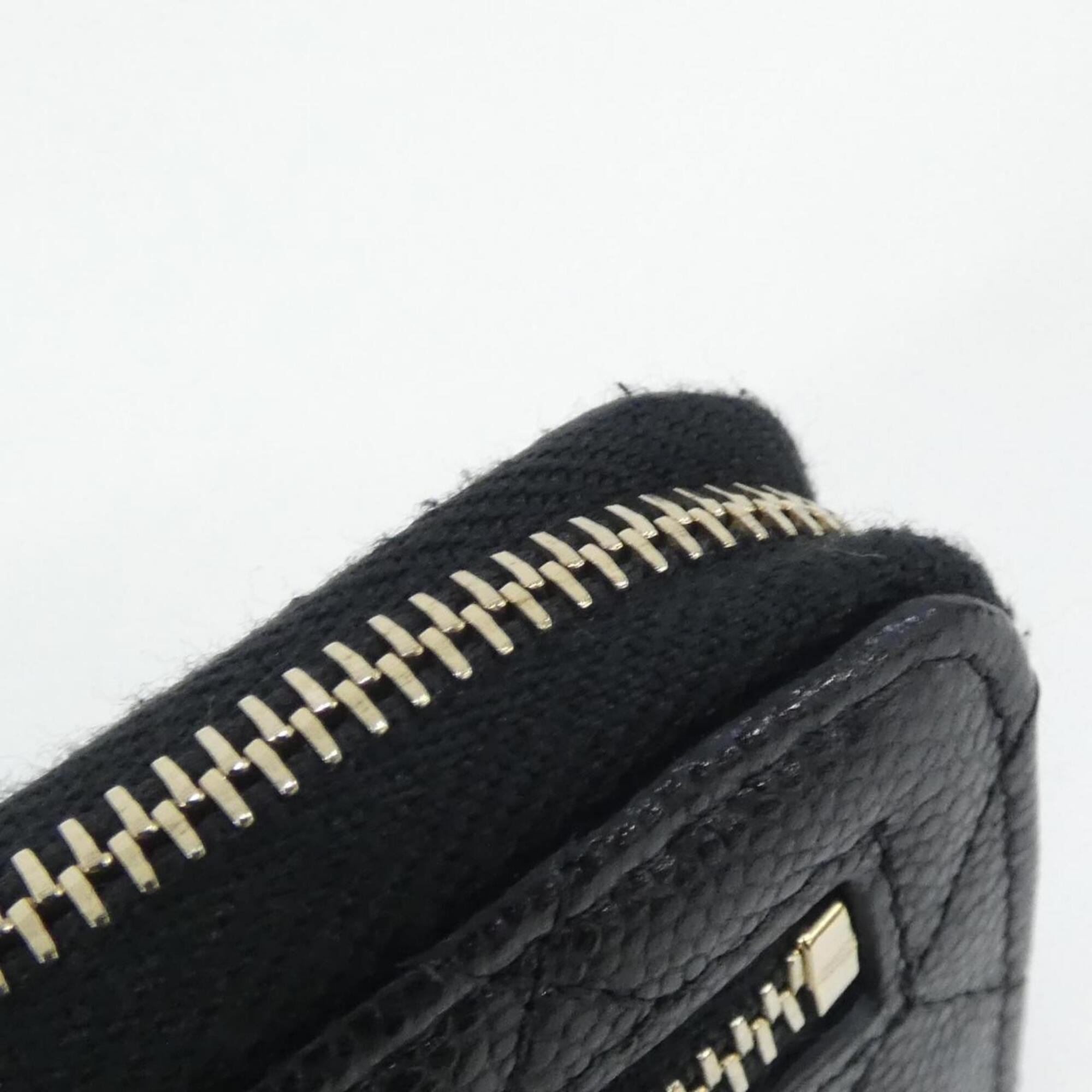 Chanel Black Grained Calfskin Wallet (Bi-Fold) (Pre-Owned)