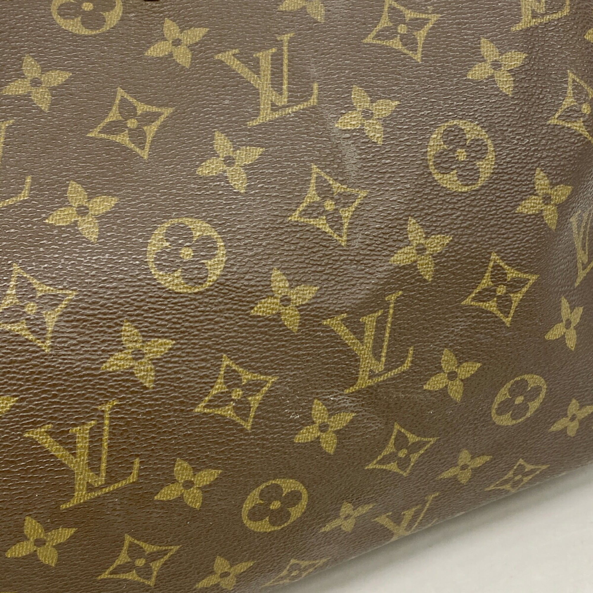 Louis Vuitton Brown Handbag (Pre-Owned)