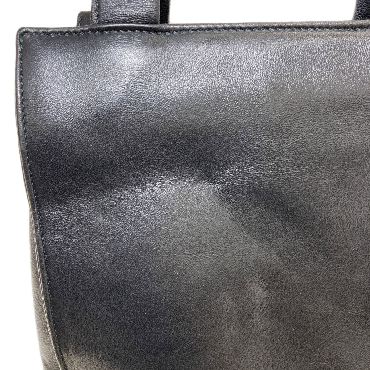 Prada Black Handbag (Pre-Owned)