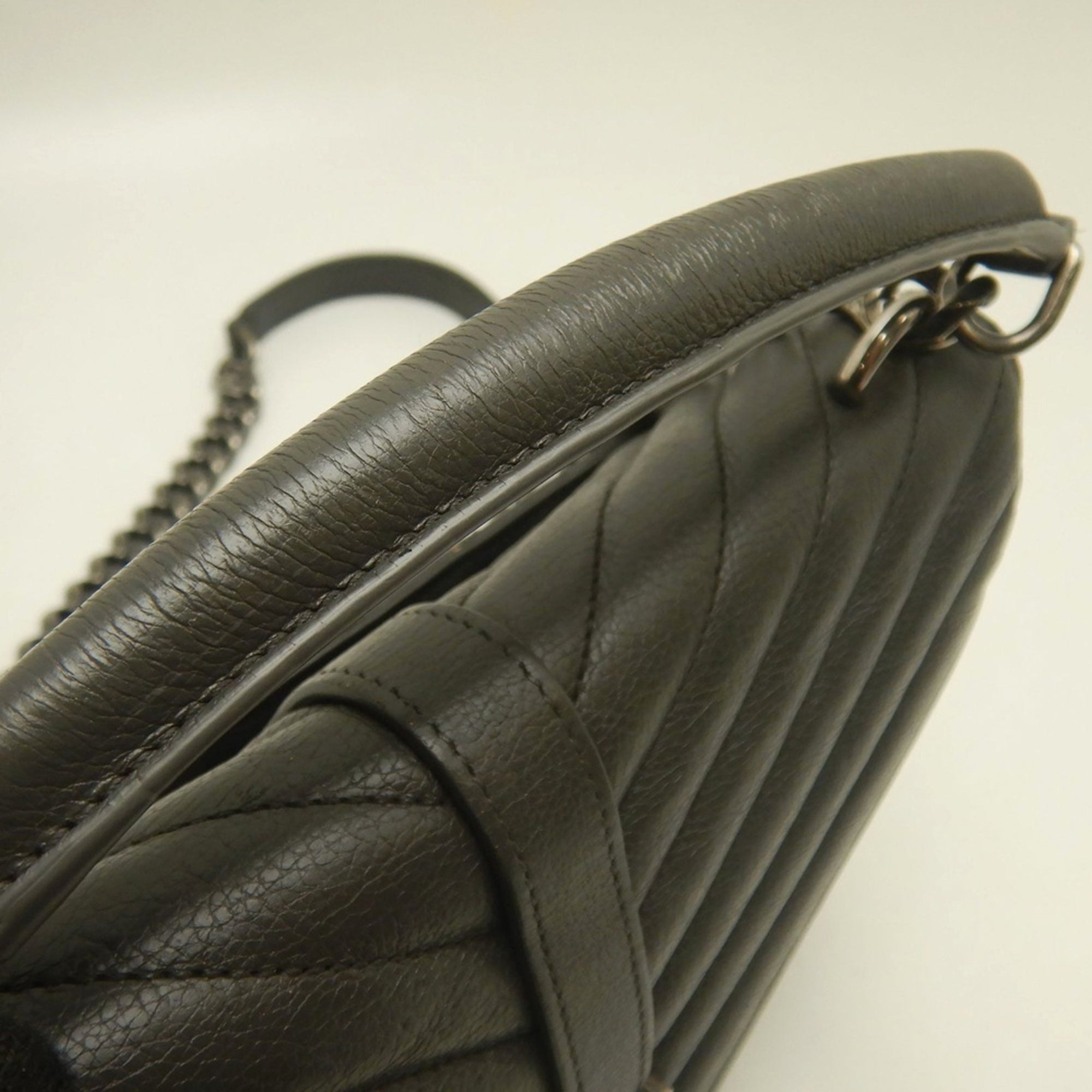 Yves Saint Laurent Gray Leather Handbag School Bag (Pre-Owned)