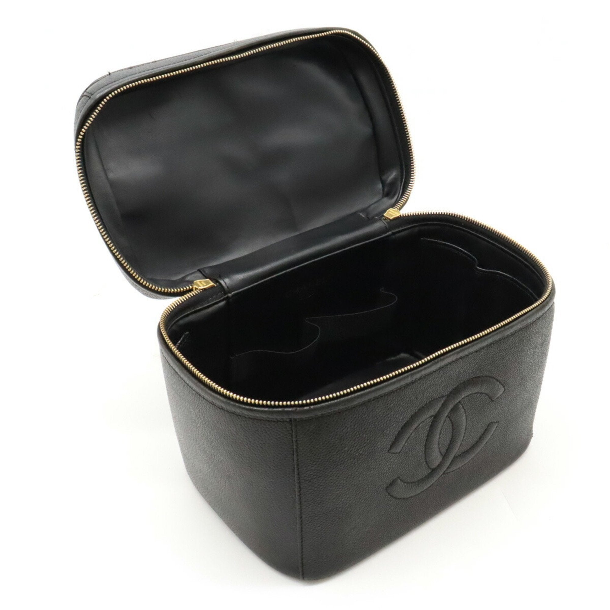 Chanel Caviar Skin Black Caviar Leather Handbag Pouch Shoulder Bag Vanity Bag (Pre-Owned)