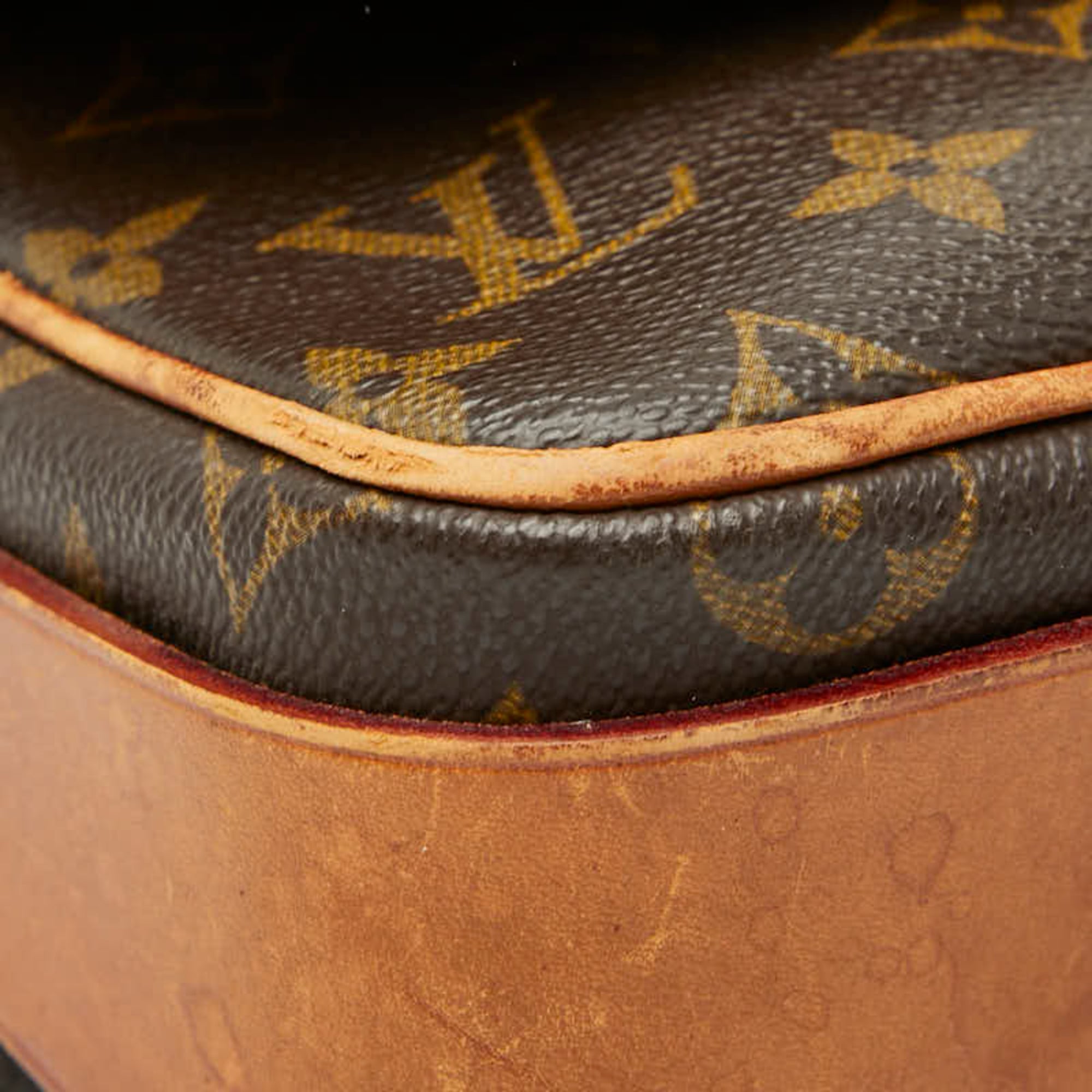 Louis Vuitton Brown Pvc Leather Shoulder Bag (Pre-Owned)