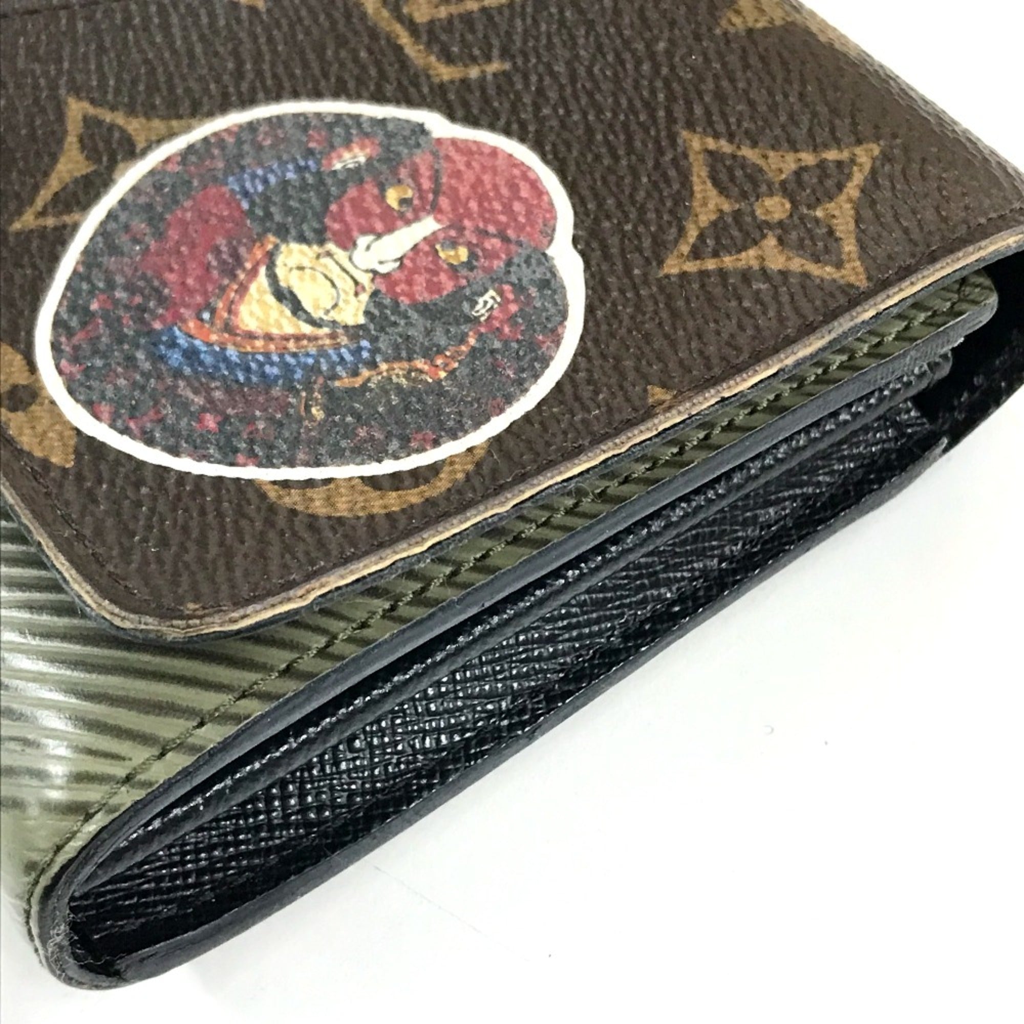 Louis Vuitton Brown Other Long Wallet (Bi-Fold) (Pre-Owned)