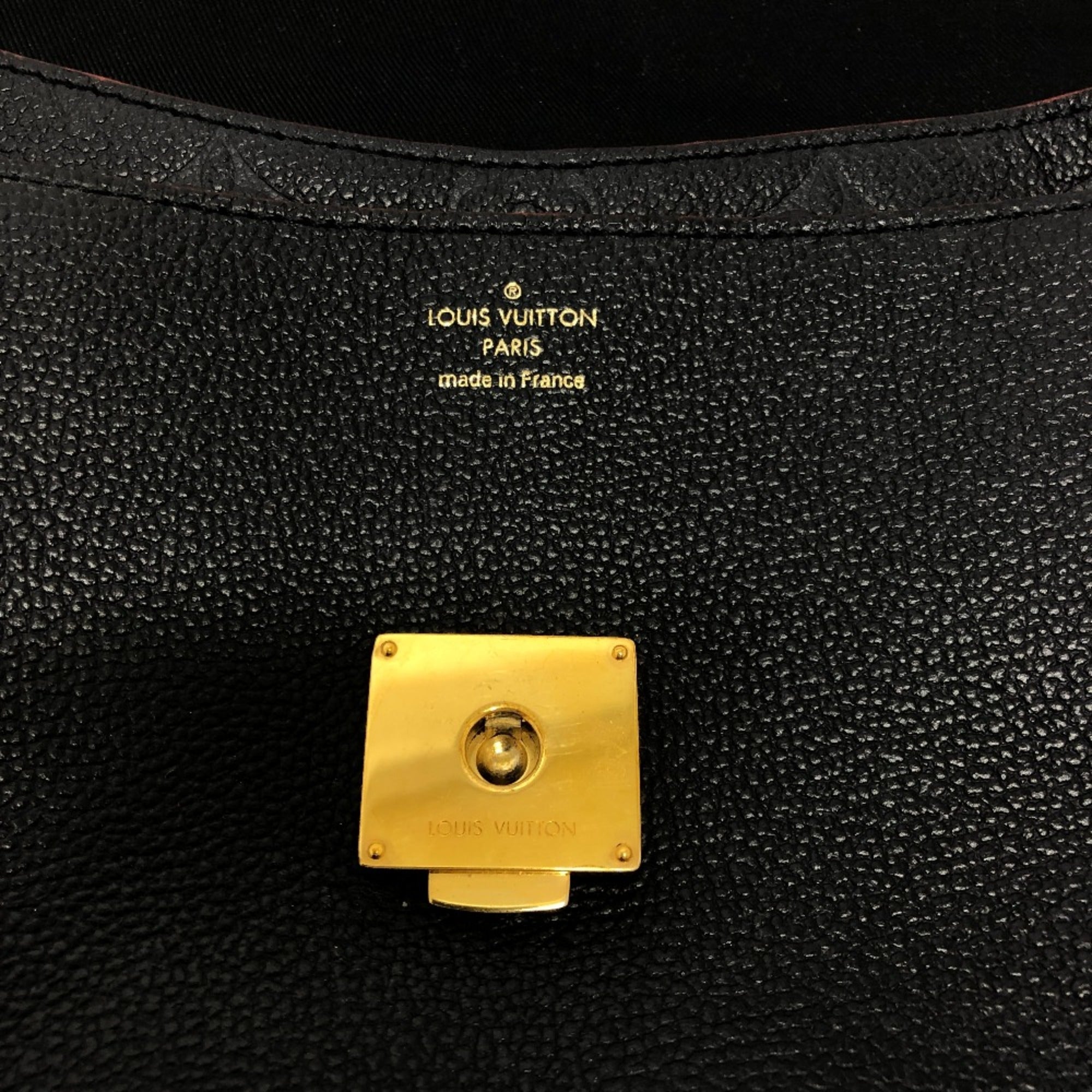 Louis Vuitton Navy Other Shoulder Bag (Pre-Owned)