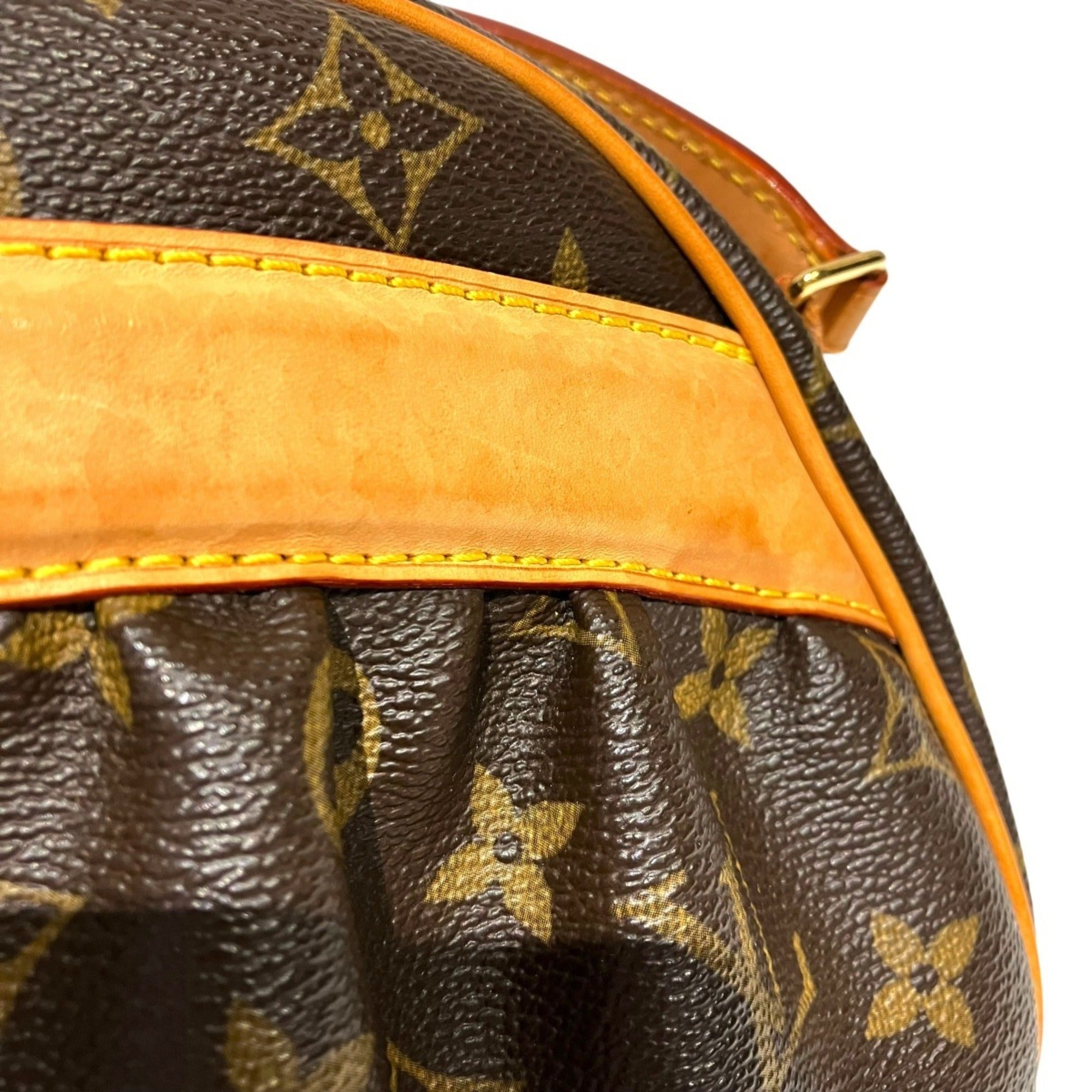Louis Vuitton Brown Monogram Monogram Handbag (Pre-Owned)