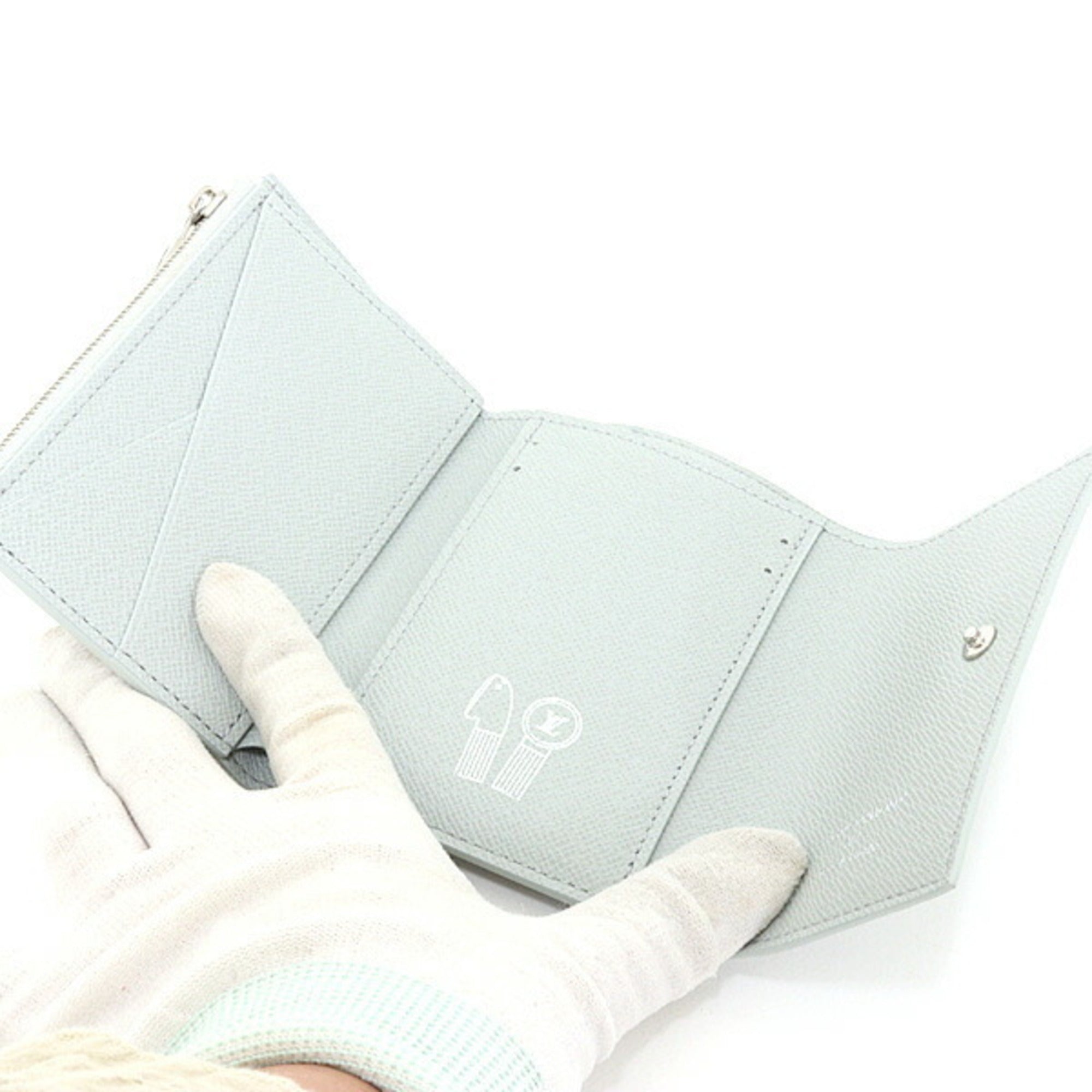 Louis Vuitton Gray Multi-Color Canvas Wallet (Tri-Fold) (Pre-Owned)