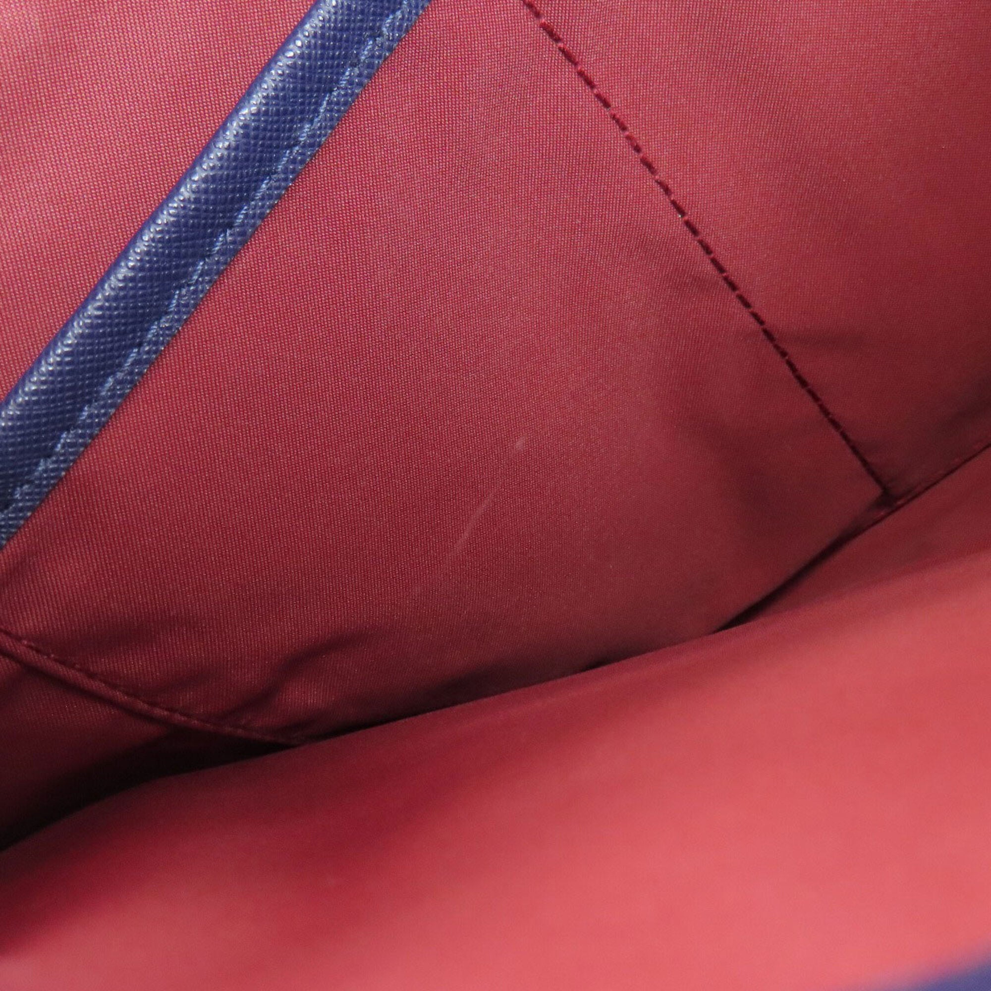 Bally Blue Leather Handbag (Pre-Owned)