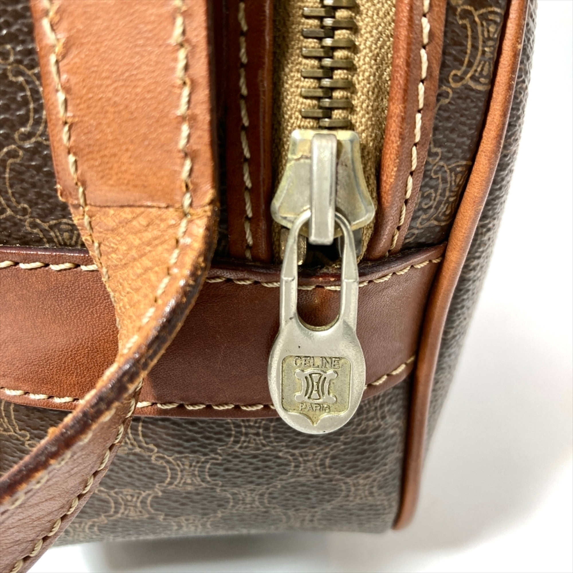 Celine Brown Leather Pochette Shoulder Bag (Pre-Owned)