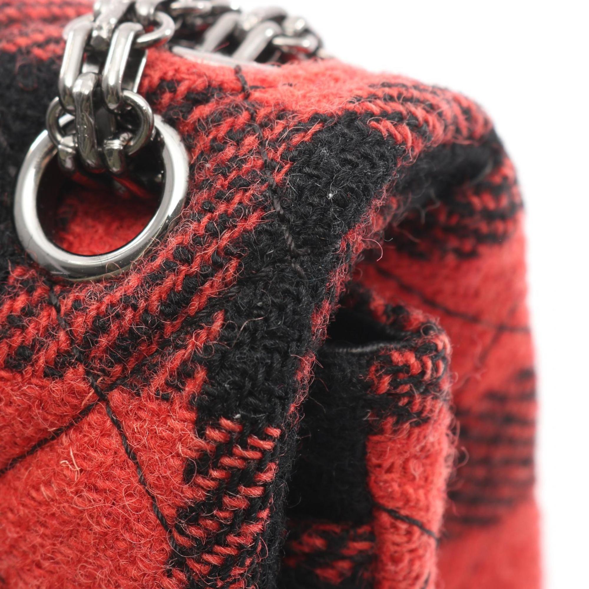 Chanel Black Red Color Wool Shoulder Bag (Pre-Owned)