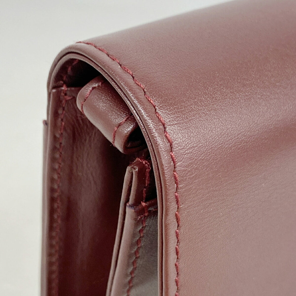 Cartier Bordeaux Leather Clutch Bag (Pre-Owned)