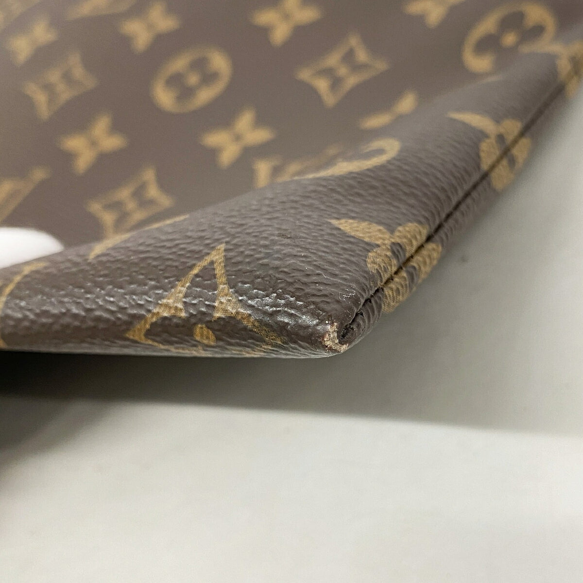 Louis Vuitton Black Brown Clutch Bag (Pre-Owned)