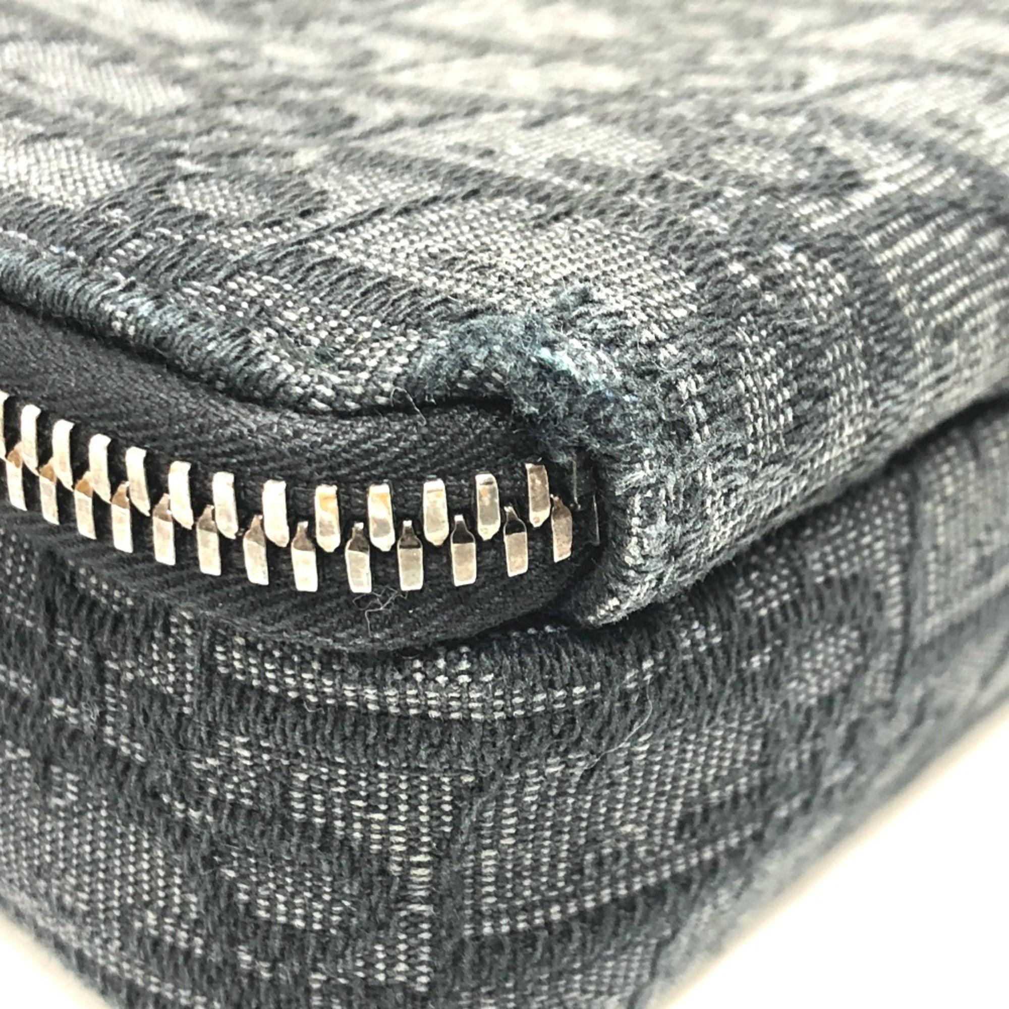 Christian Dior Navy Cloth Shoulder Bag (Pre-Owned)