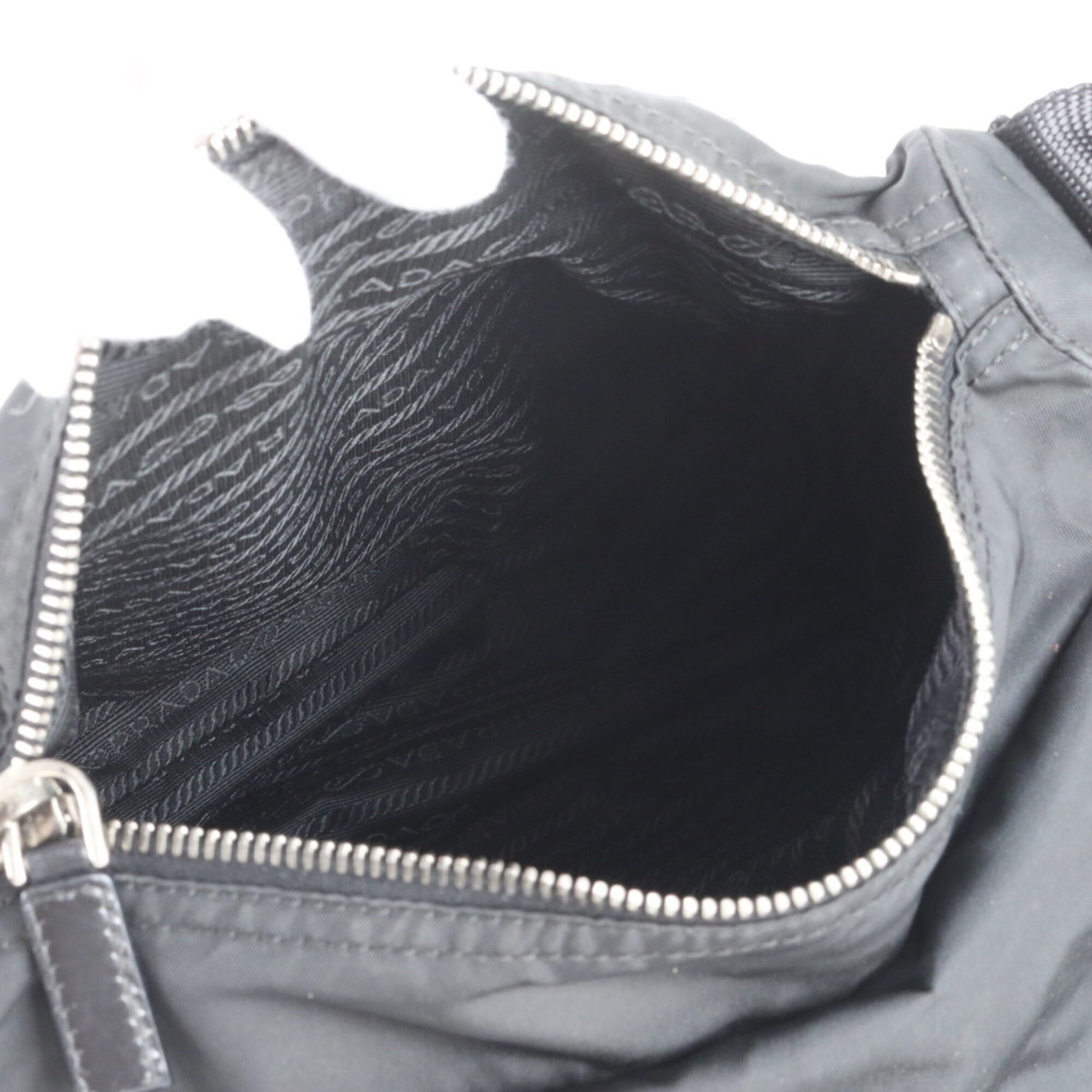 Prada Black Nylon Shoulder Bag (Pre-Owned)