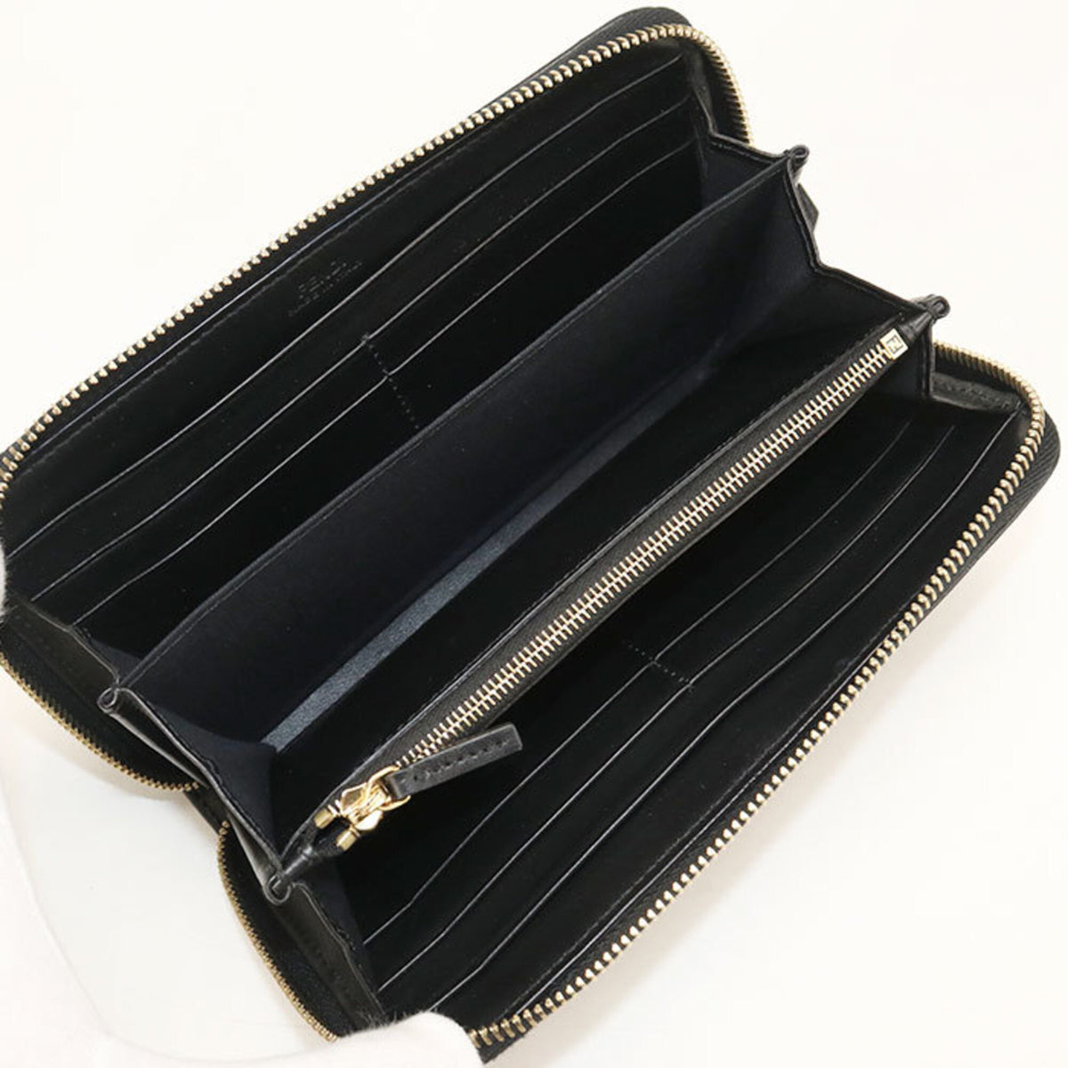 Fendi Black Leather Long Wallet (Bi-Fold) (Pre-Owned)