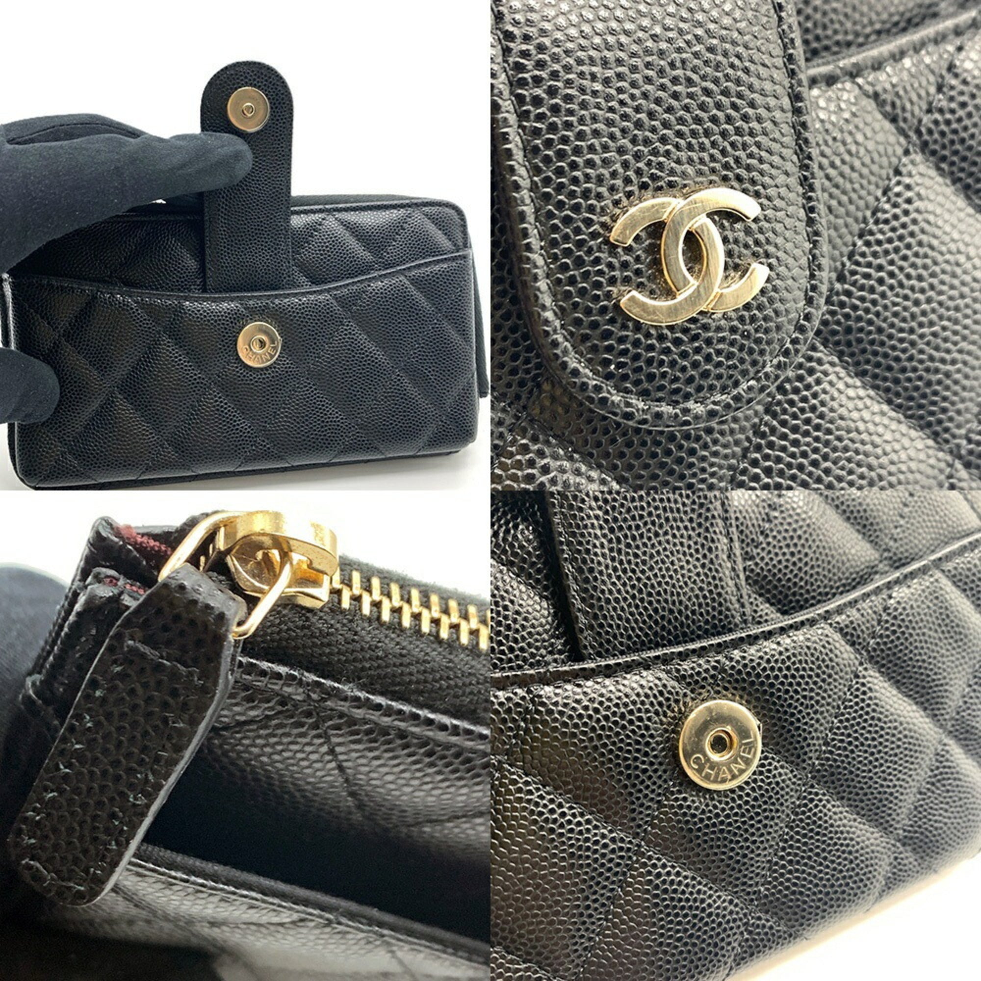 Chanel Black Grained Calfskin Pouch (Pre-Owned)