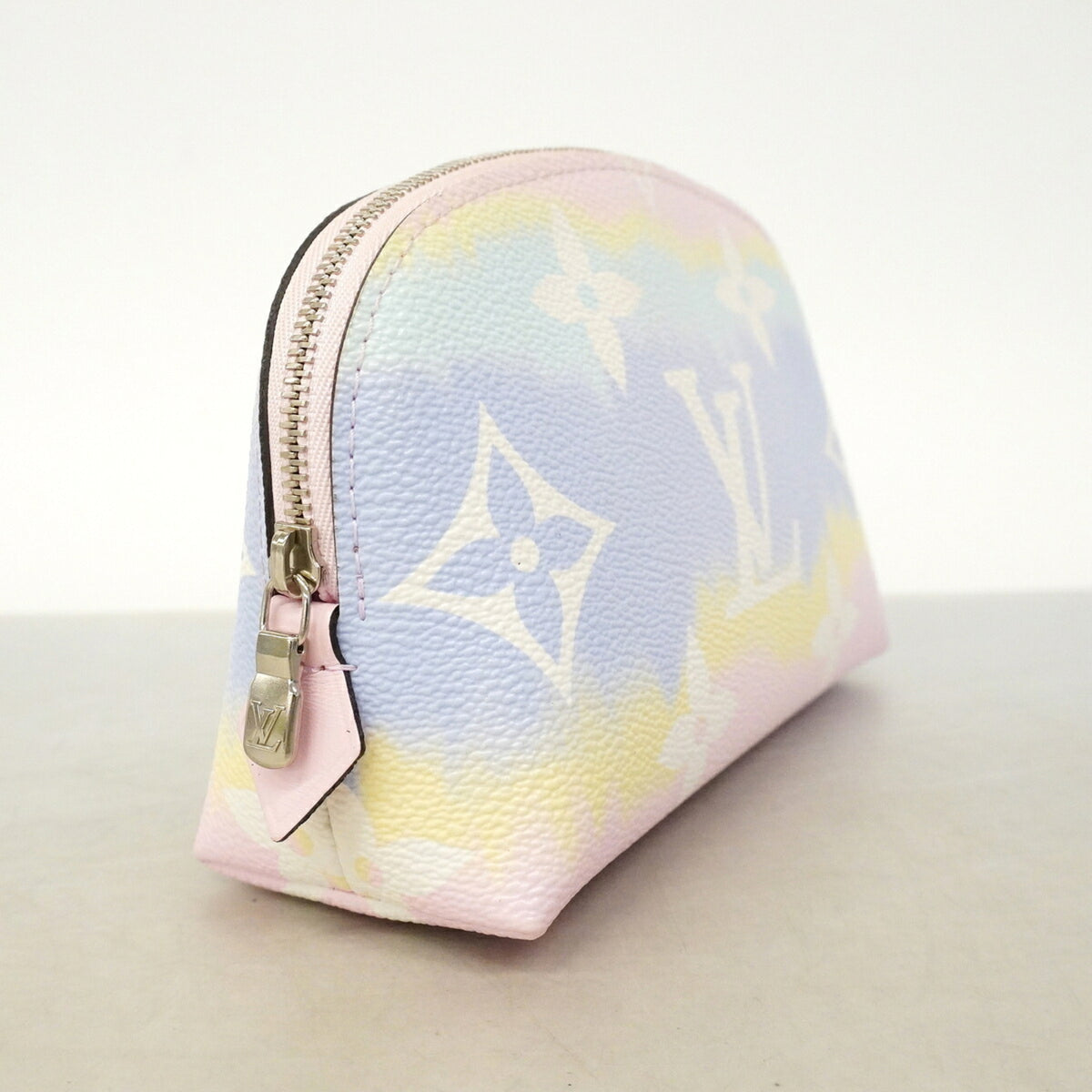 Louis Vuitton Multi-Color Pouch (Pre-Owned)