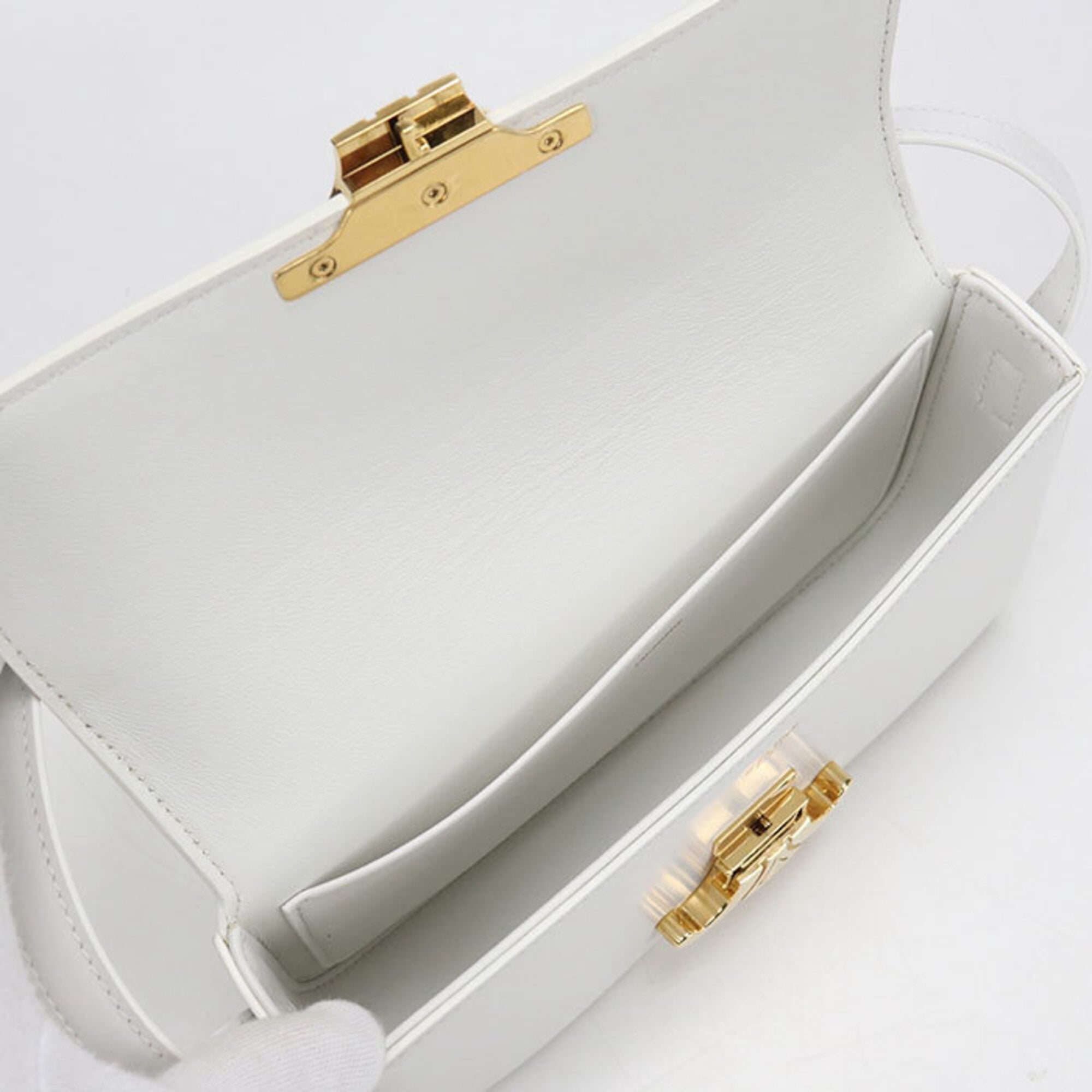 Celine White Leather Shoulder Bag (Pre-Owned)