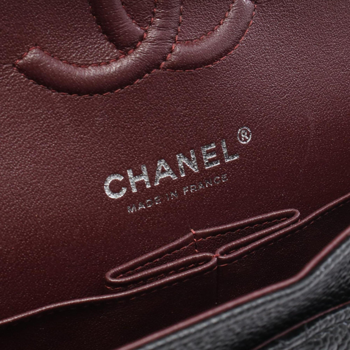 Chanel Black Grained Calfskin Handbag Shoulder Bag (Pre-Owned)
