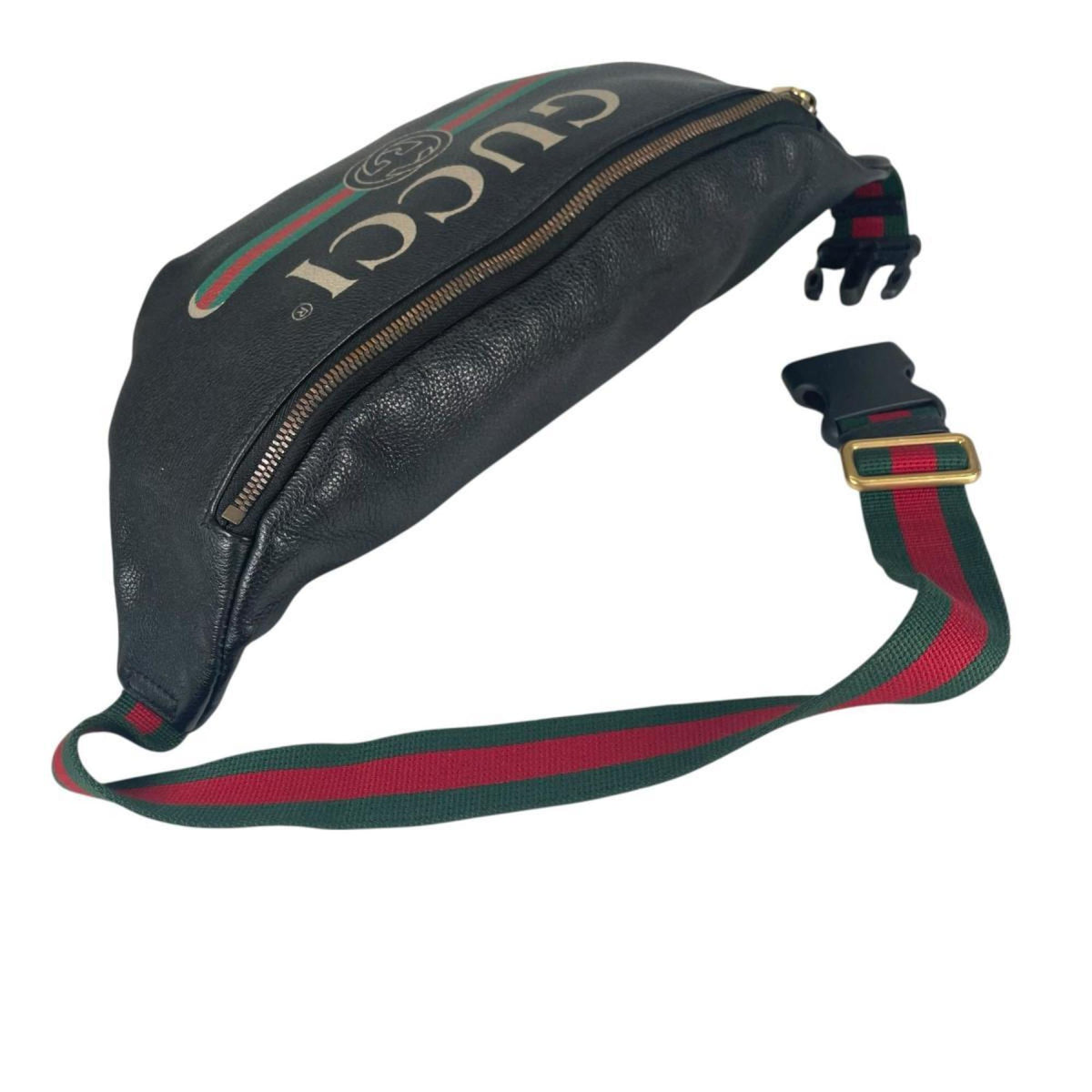 Gucci Black Leather Fanny Pack Sling Bag (Pre-Owned)