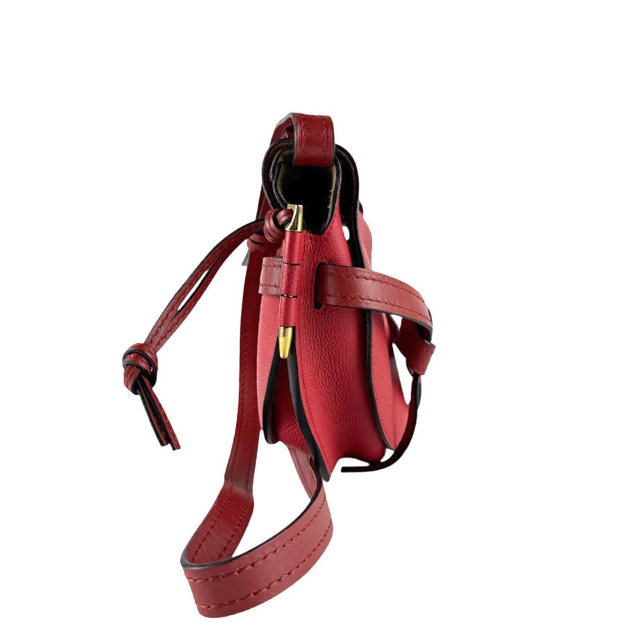 Loewe Red Color Leather Shoulder Bag (Pre-Owned)