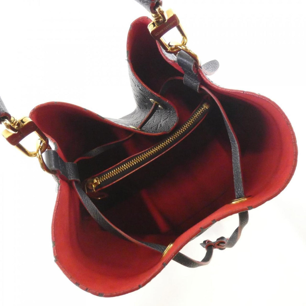 Louis Vuitton Marine Rouge Leather Shoulder Bag (Pre-Owned)