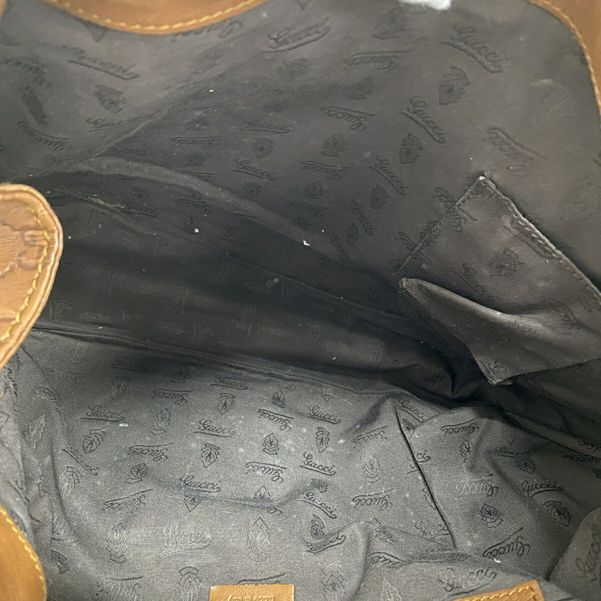 Gucci Brown Leather Shoulder Bag (Pre-Owned)