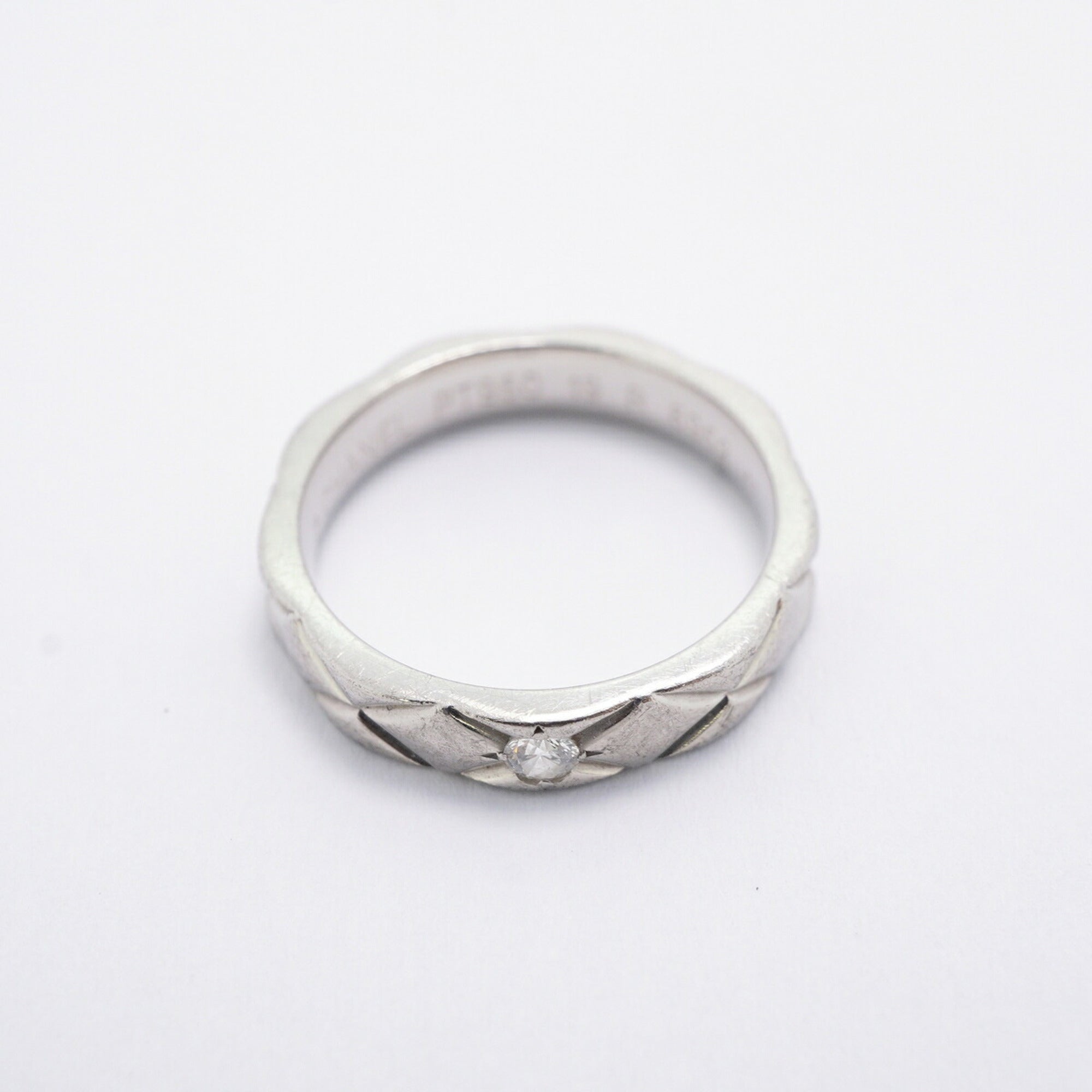 Chanel Platinum 950 Band Ring (Pre-Owned)