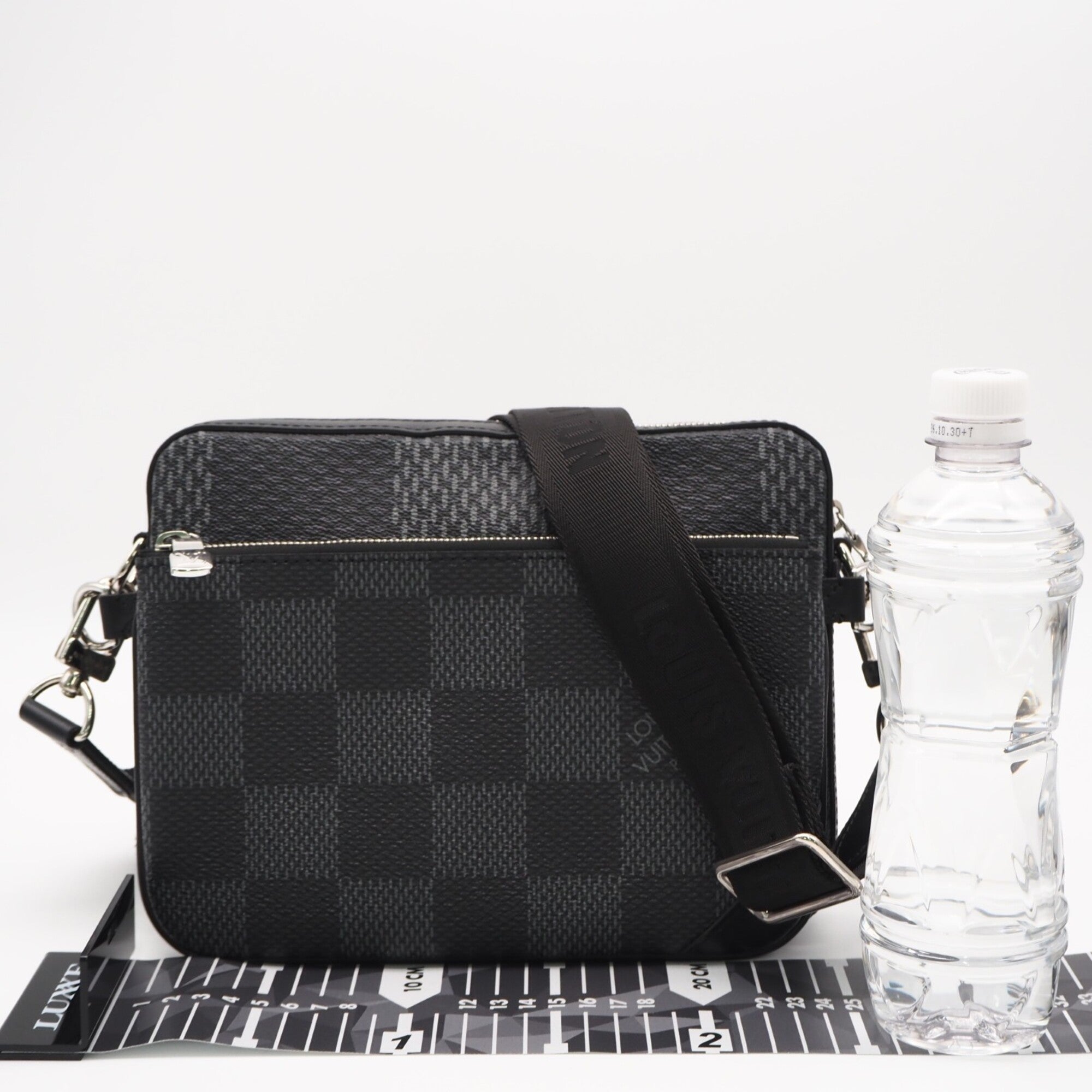 Louis Vuitton Black Gray Coated Canvas Leather Shoulder Bag (Pre-Owned)