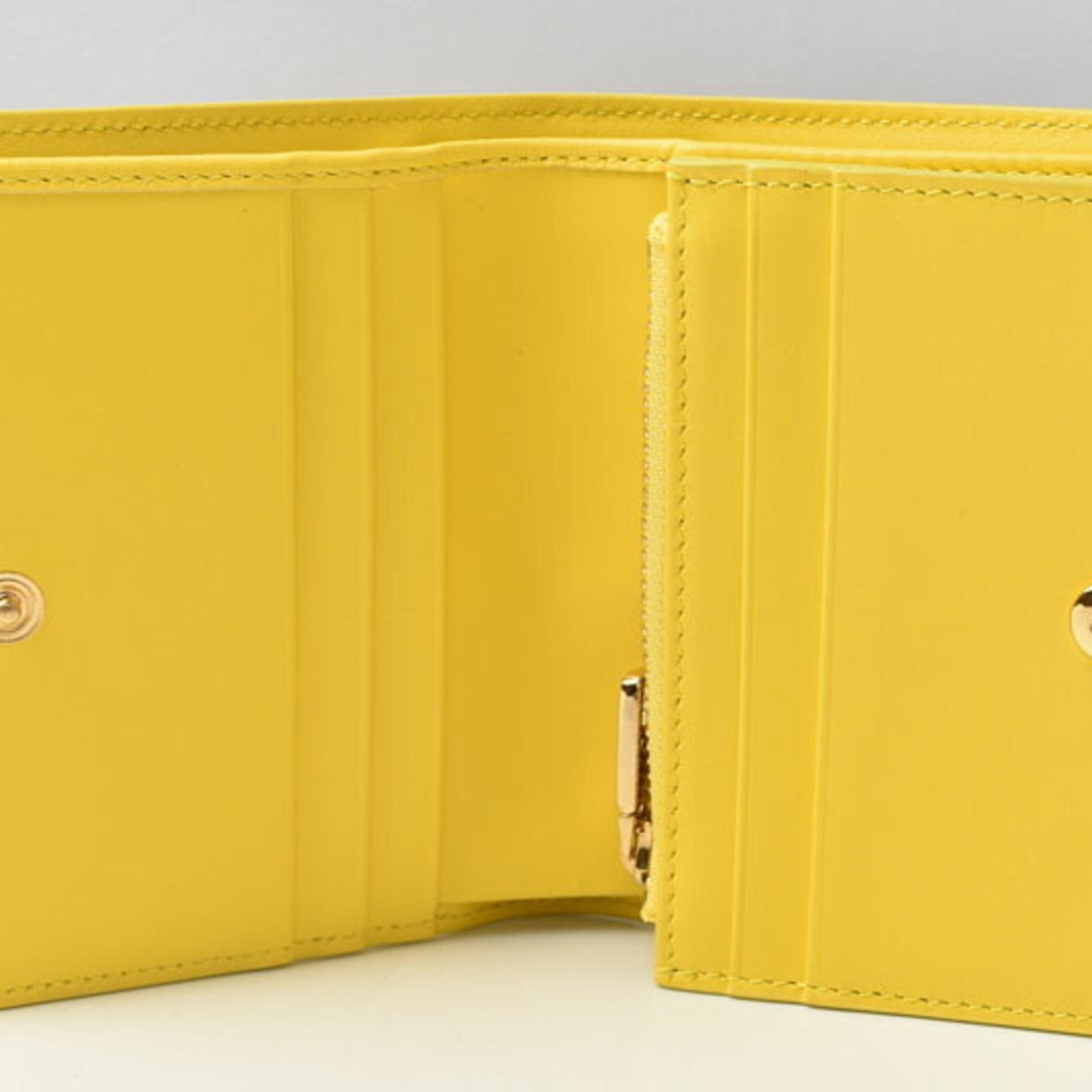 Dolce & Gabbana Yellow Leather Wallet (Bi-Fold) (Pre-Owned)