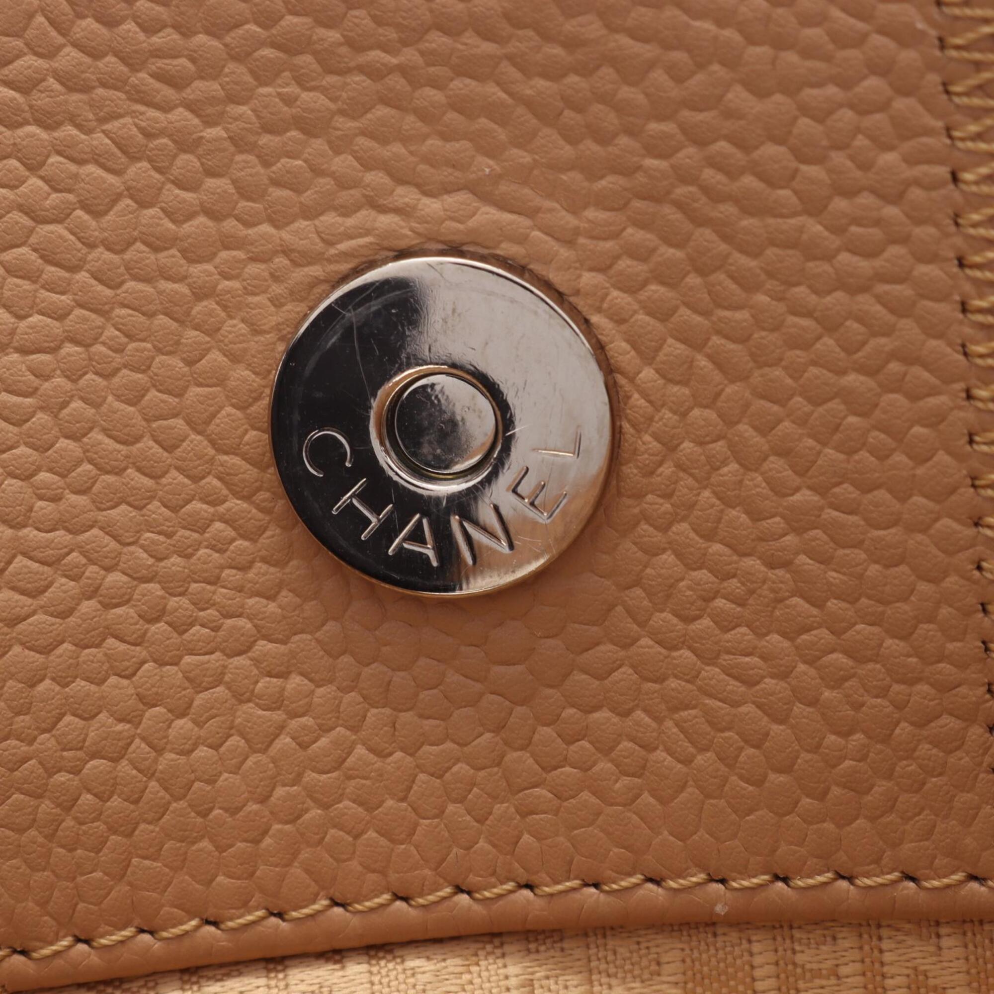 Chanel Beige Grained Calfskin Handbag Tote Bag (Pre-Owned)