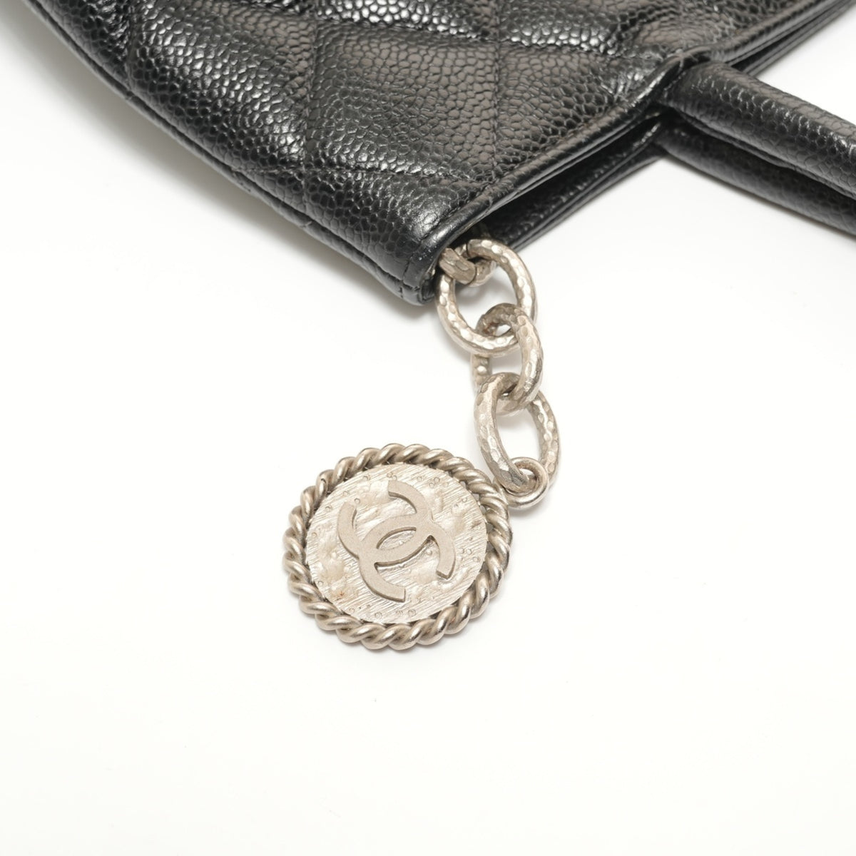 Chanel Black Grained Calfskin Tote Bag (Pre-Owned)
