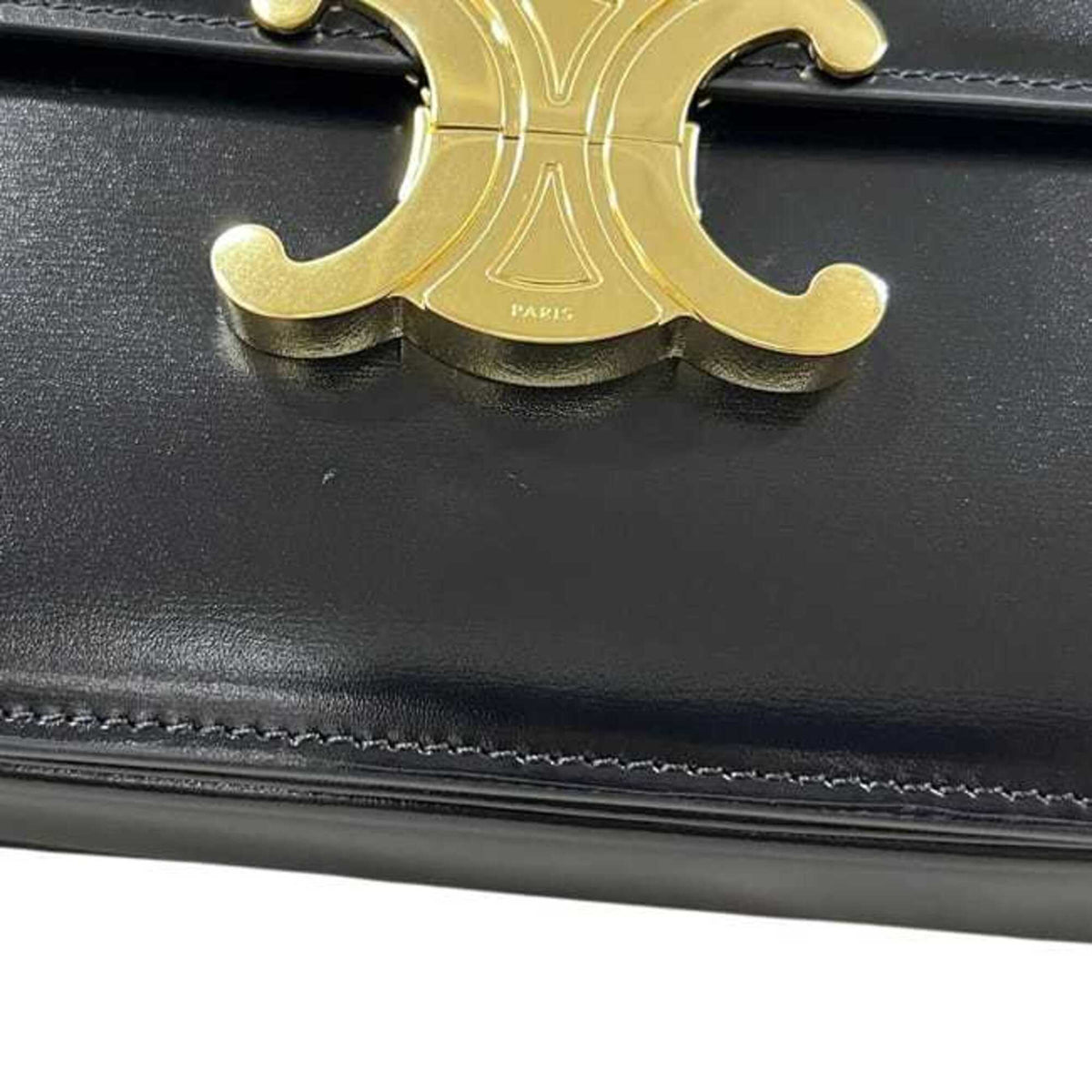 Celine Black Leather Shoulder Bag (Pre-Owned)