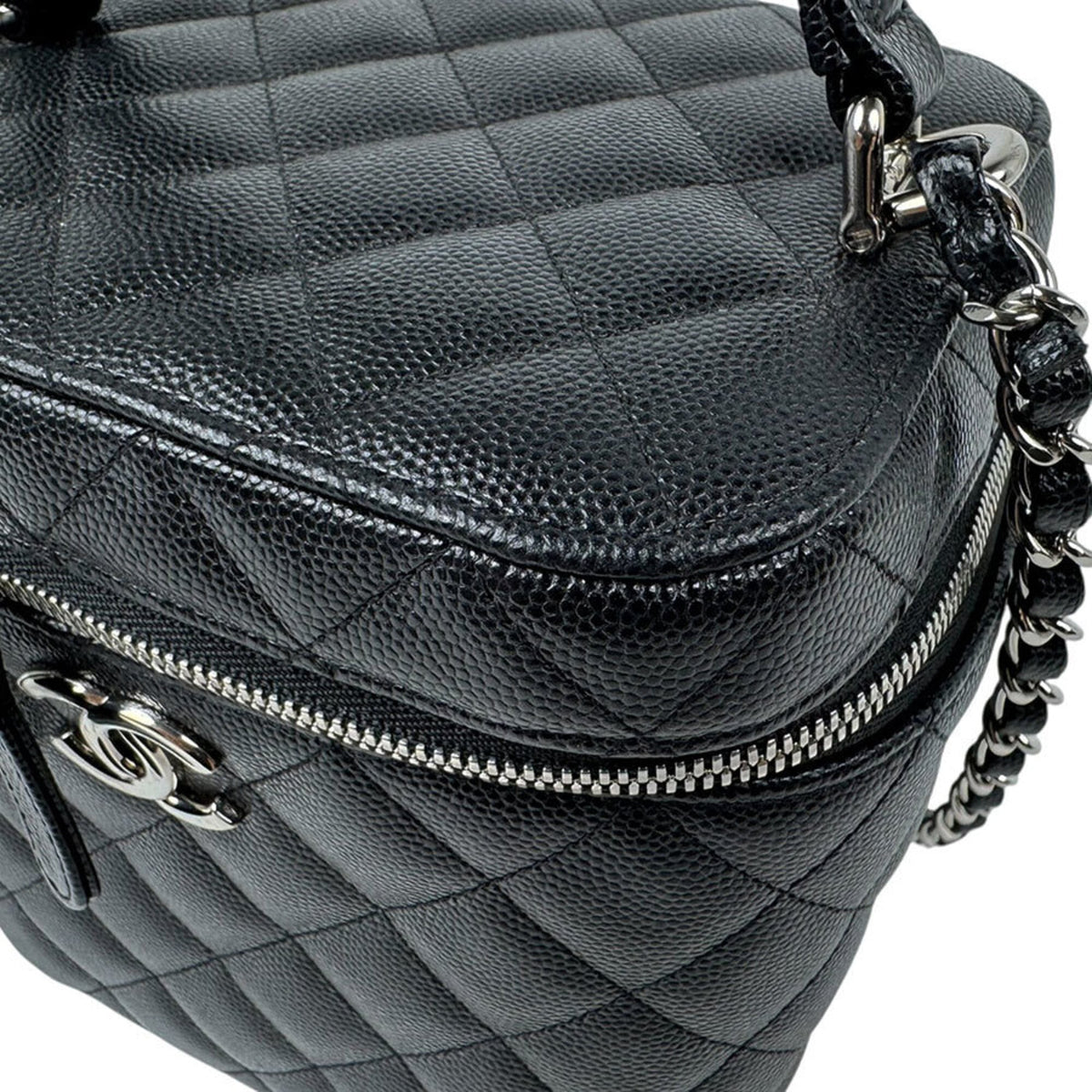 Chanel Black Grained Calfskin Shoulder Bag Vanity Bag (Pre-Owned)