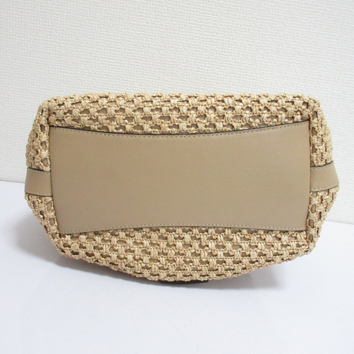 Jimmy Choo Beige Shoulder Bag (Pre-Owned)