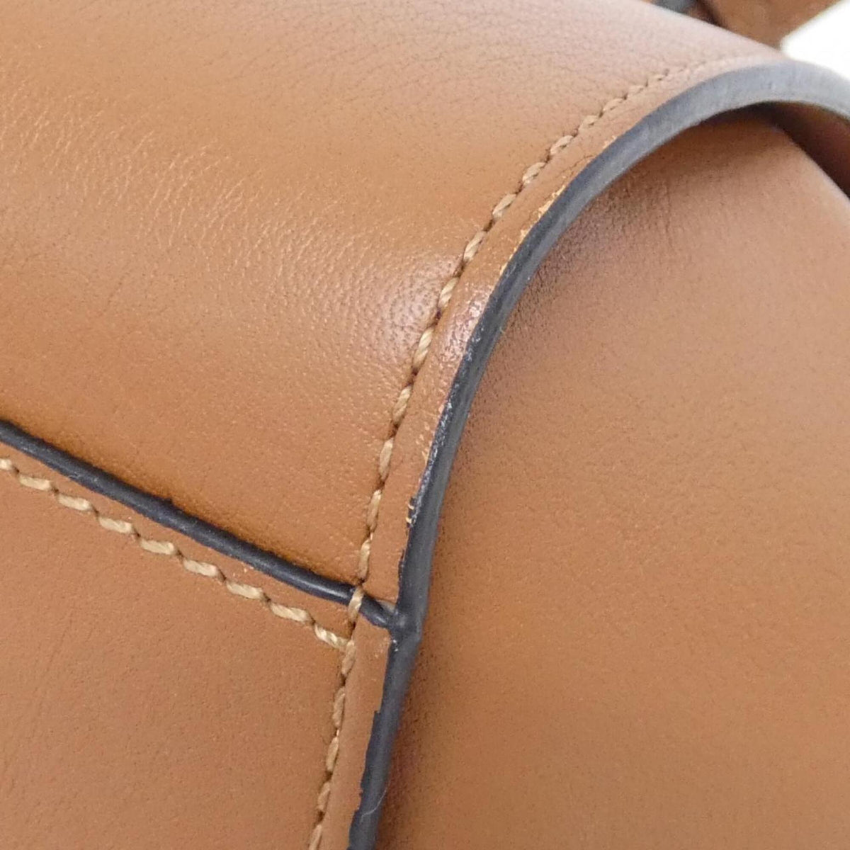 Loewe Brown Leather Shoulder Bag (Pre-Owned)