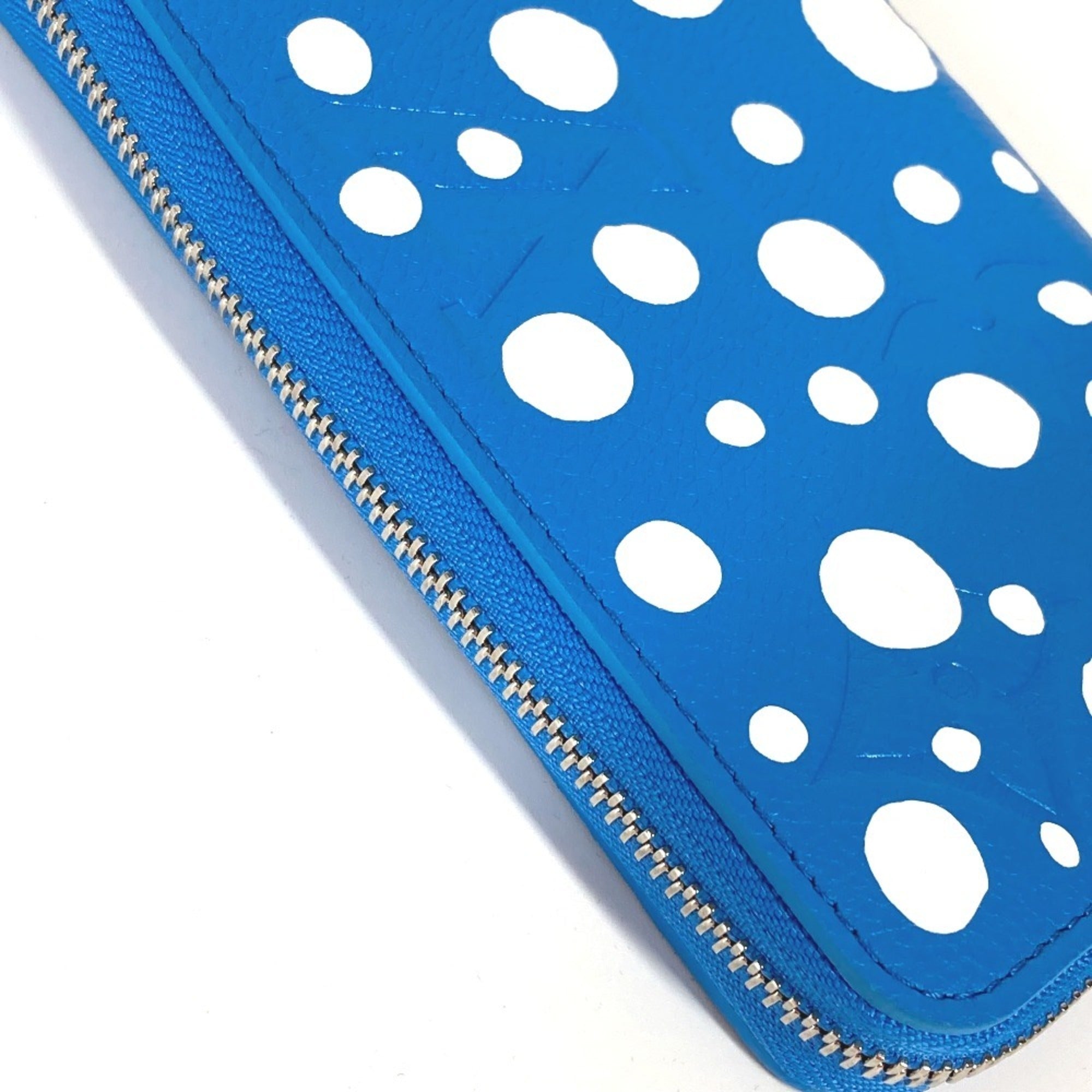 Louis Vuitton Monogram Empreinte Blue White Monogram Empreinte Wallet (Bi-Fold) (Pre-Owned)