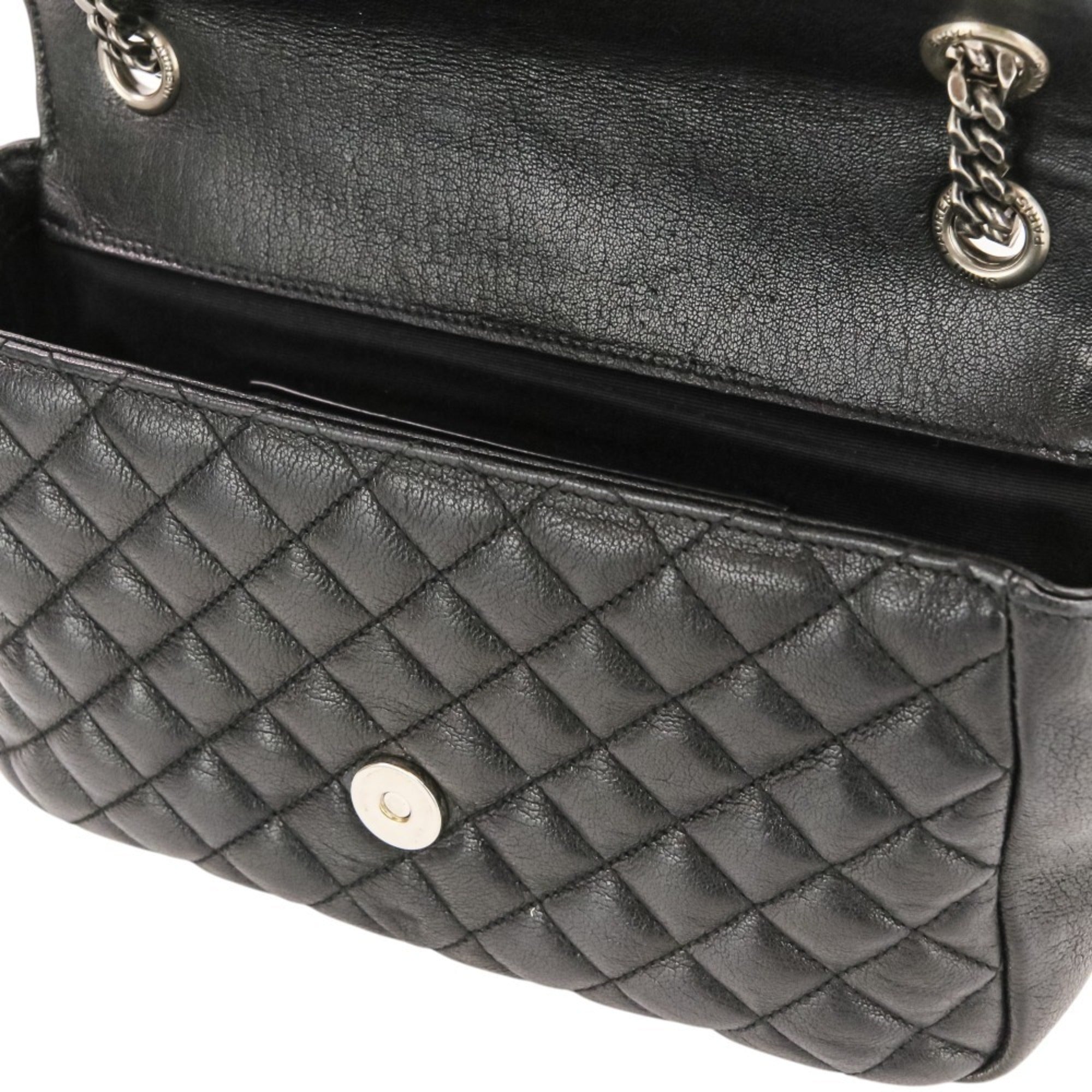Yves Saint Laurent Black Leather Shoulder Bag (Pre-Owned)