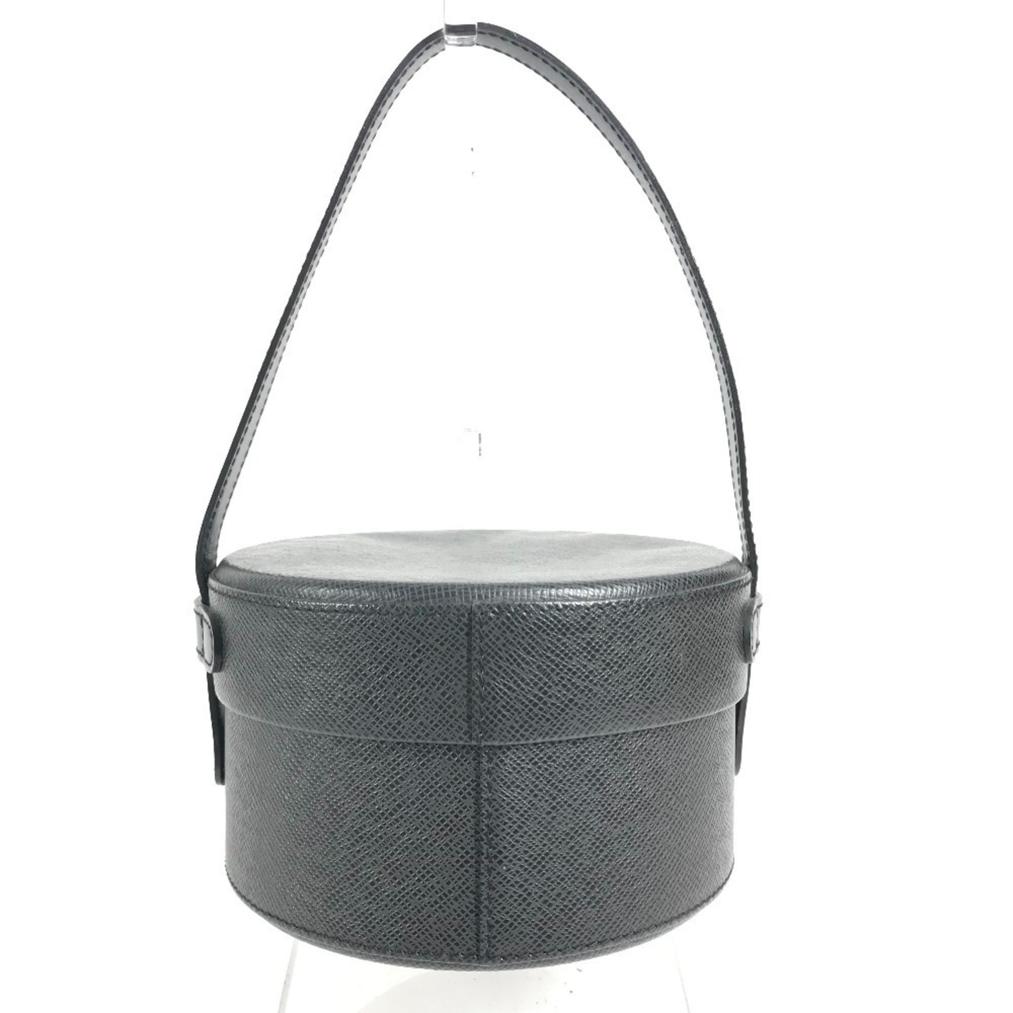 Louis Vuitton Black Taiga Leather Leather Handbag (Pre-Owned)