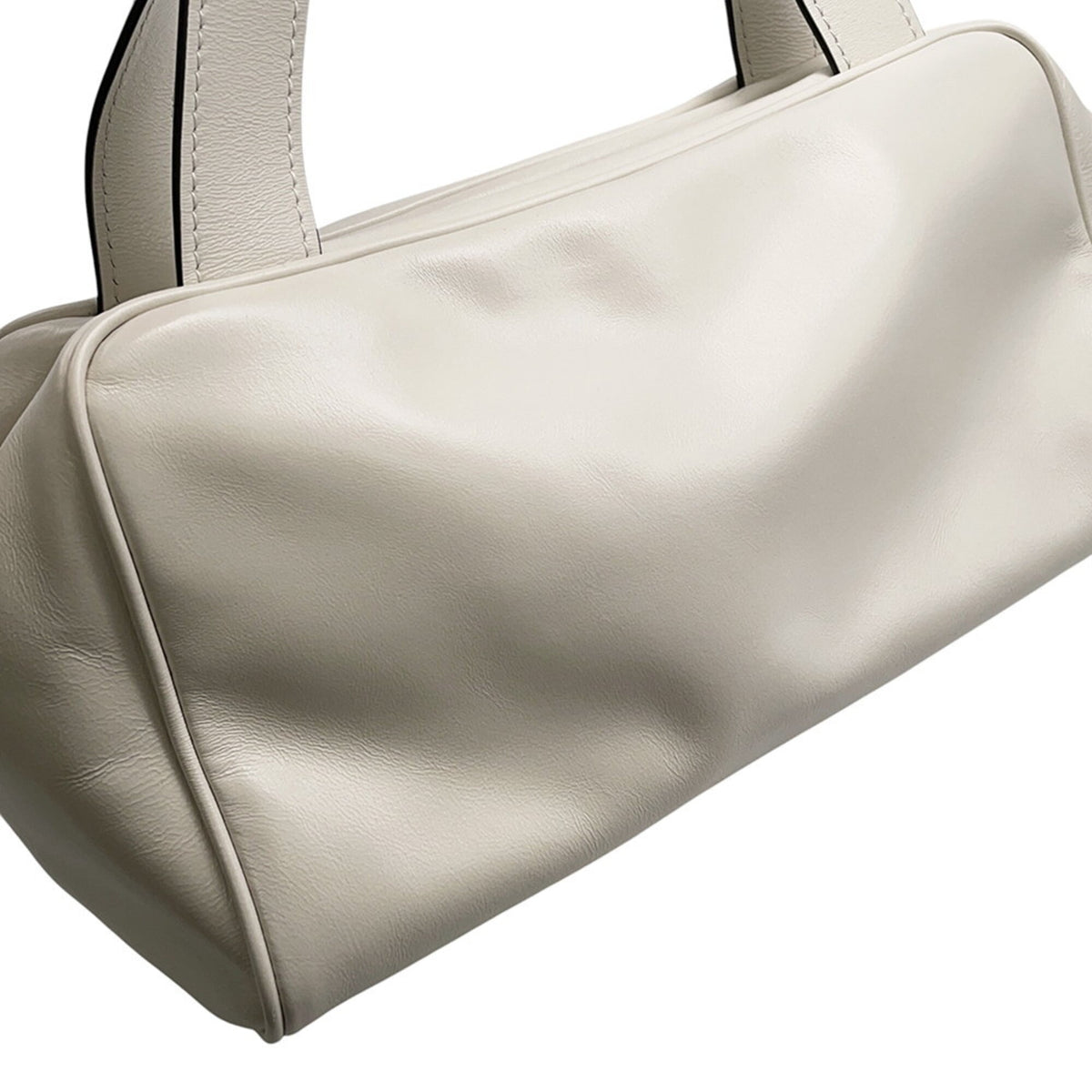 Miu Miu White Leather Handbag (Pre-Owned)