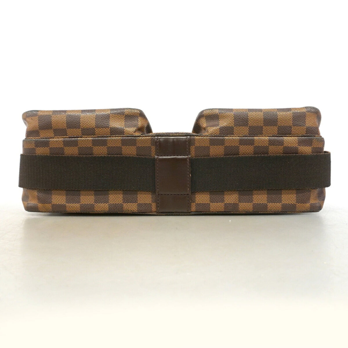 Louis Vuitton Ebene Handbag (Pre-Owned)