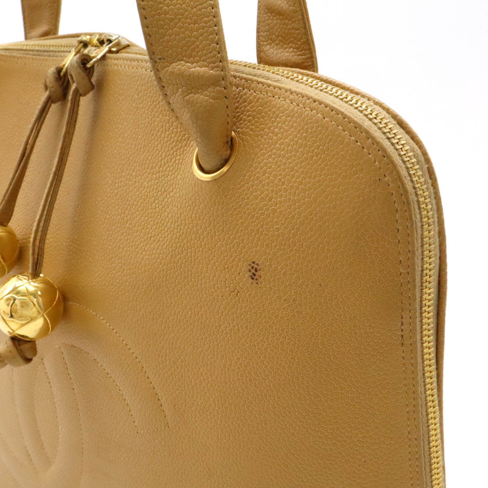 Chanel Caviar Skin Beige Caviar Leather Tote Bag (Pre-Owned)